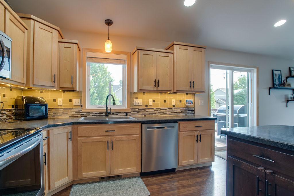 4718 54th S Street, Fargo ND 58104 - Photo 11 of 56