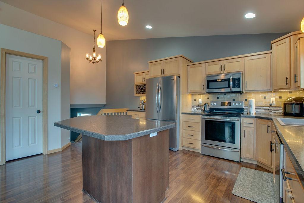 4718 54th S Street, Fargo ND 58104 - Photo 10 of 56