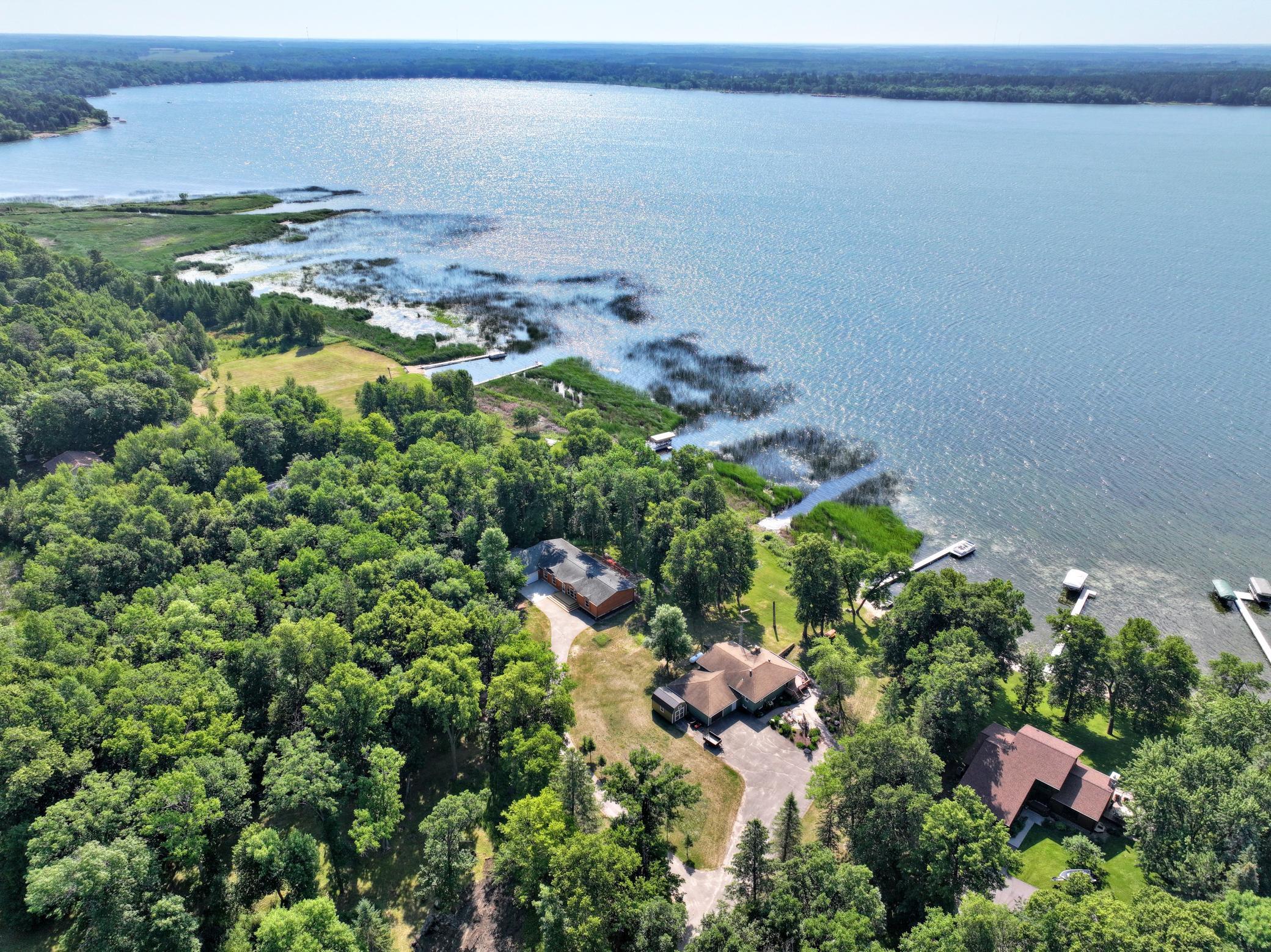 2007 single family home for sale at 21100 Fir Trail in Park Rapids, MN — 3 bed, 3 bath (photo 3 of 50)