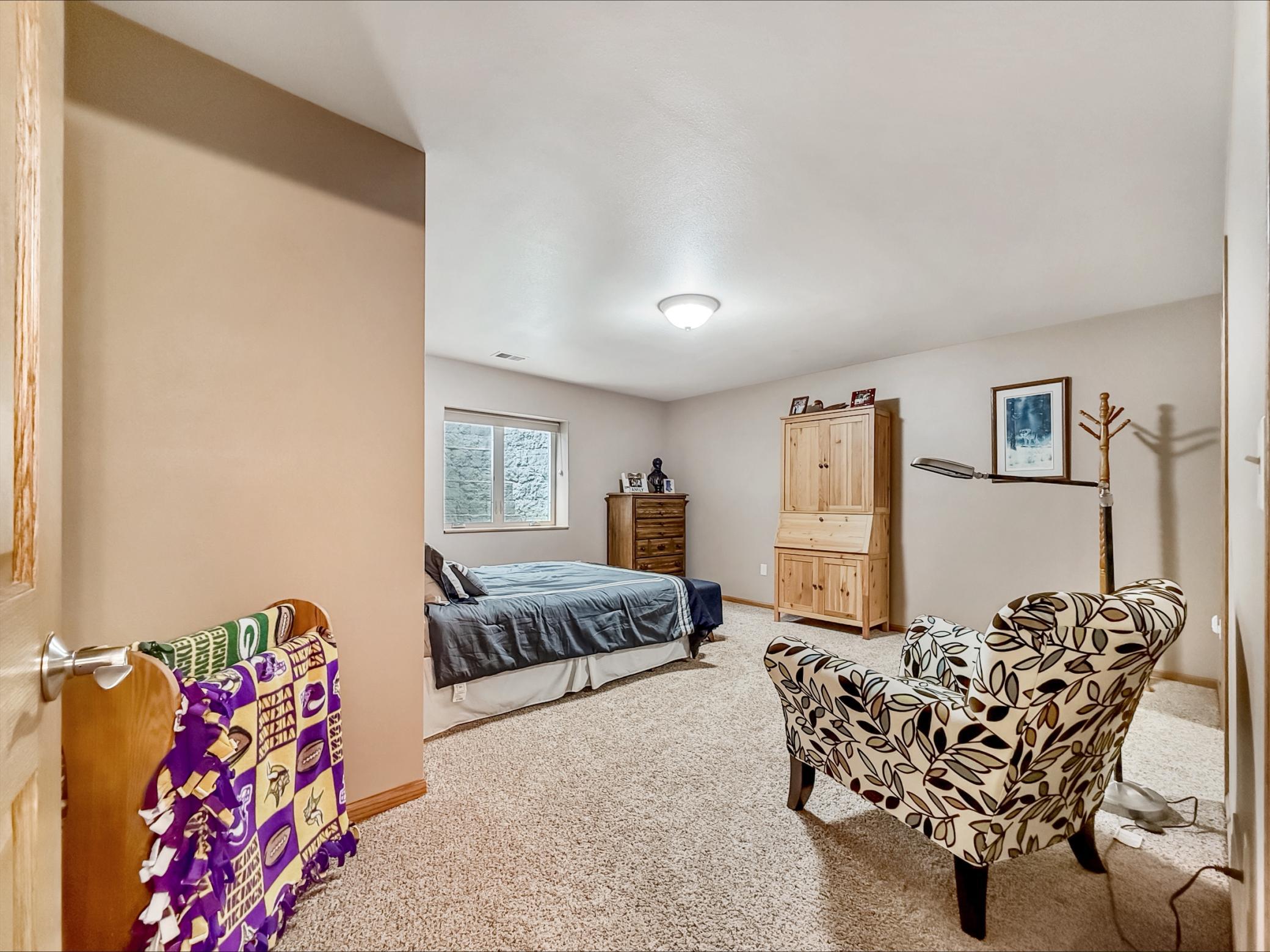 2007 townhouse for sale at 500 Shoreacres Court SW in Bemidji, MN — 3 bed, 3 bath (photo 20 of 33)