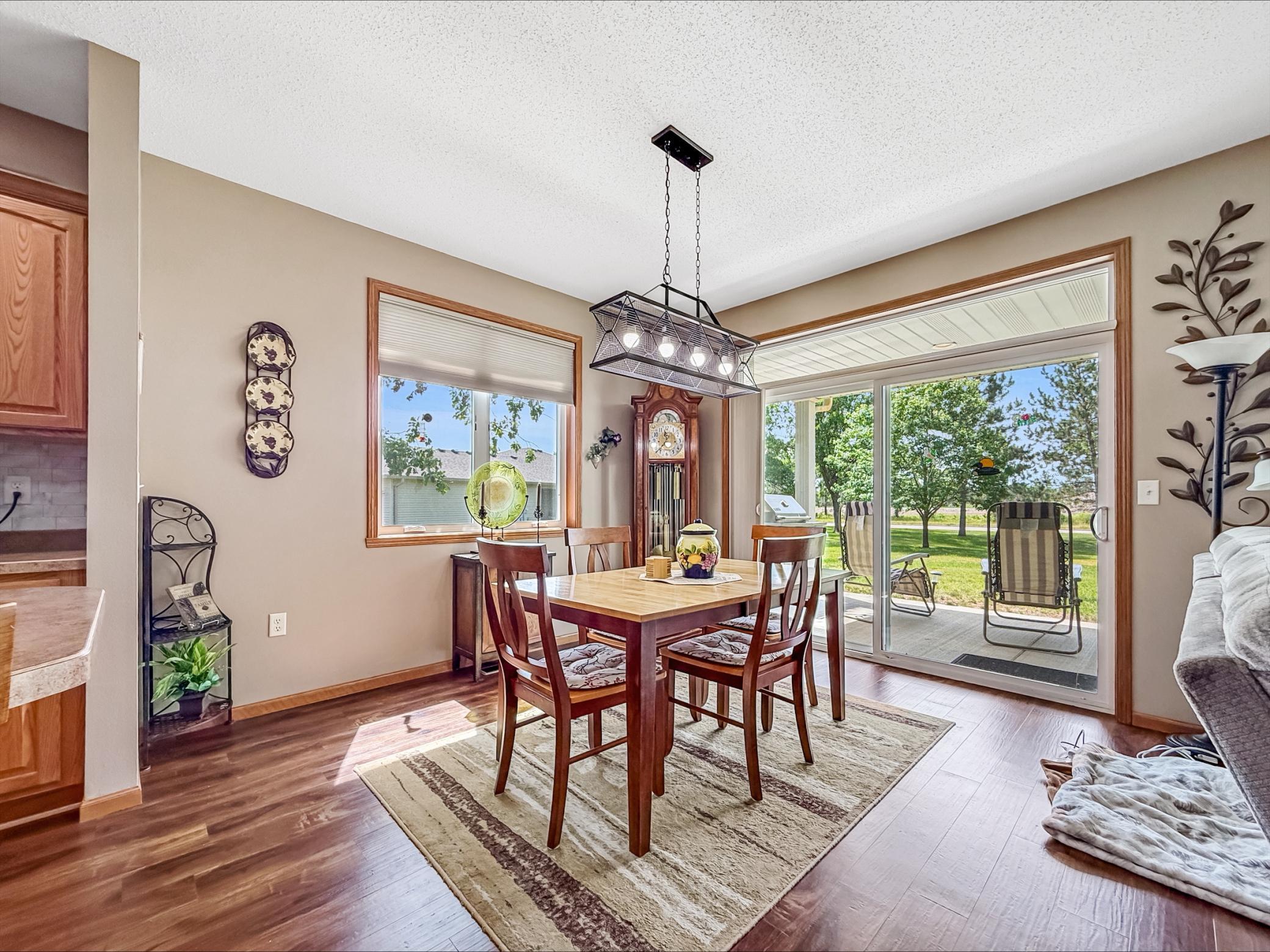 2007 townhouse for sale at 500 Shoreacres Court SW in Bemidji, MN — 3 bed, 3 bath (photo 5 of 33)