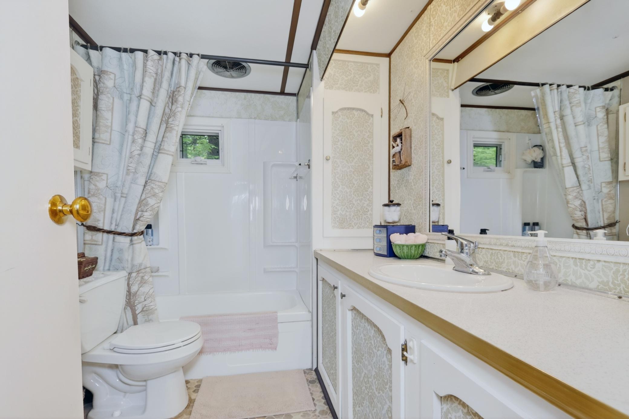 1967 single family home for sale at 35794 N Moose Point Road in Grand Rapids, MN — 2 bed, 1 bath (photo 29 of 35)