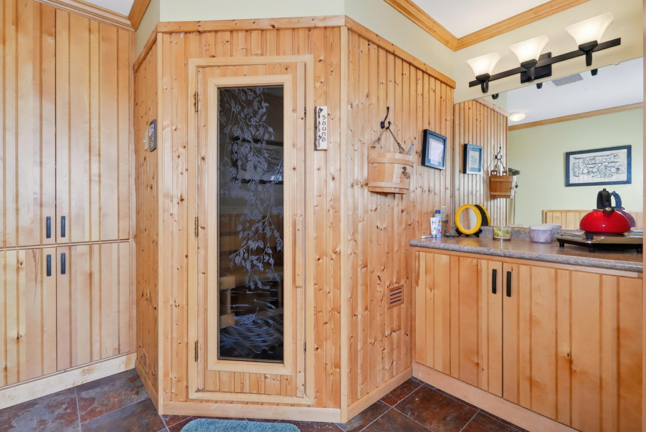 1967 single family home for sale at 35794 N Moose Point Road in Grand Rapids, MN — 2 bed, 1 bath (photo 6 of 35)