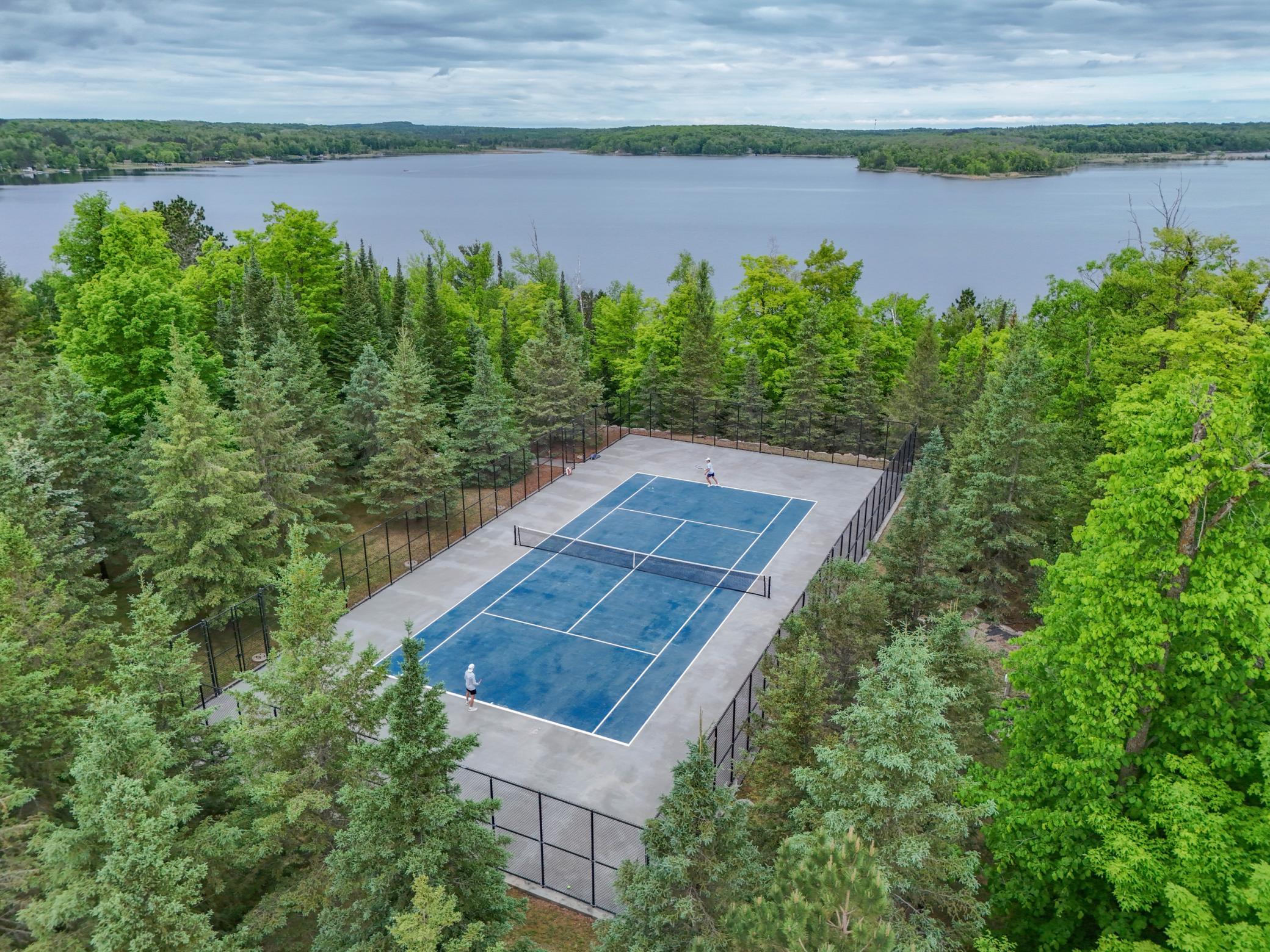 1967 single family home for sale at 35794 N Moose Point Road in Grand Rapids, MN — 2 bed, 1 bath (photo 8 of 35)