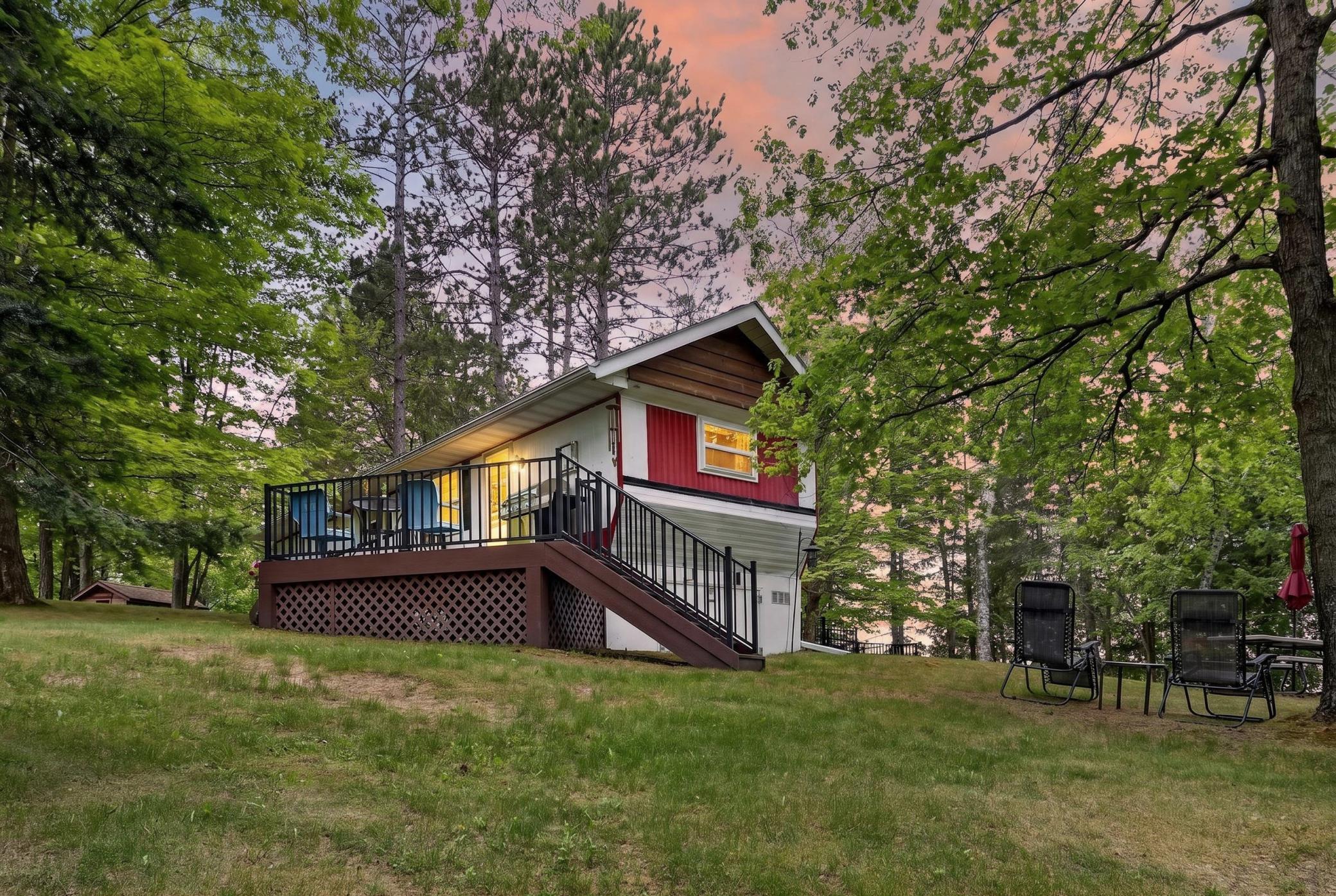 1967 single family home for sale at 35794 N Moose Point Road in Grand Rapids, MN — 2 bed, 1 bath (photo 10 of 35)