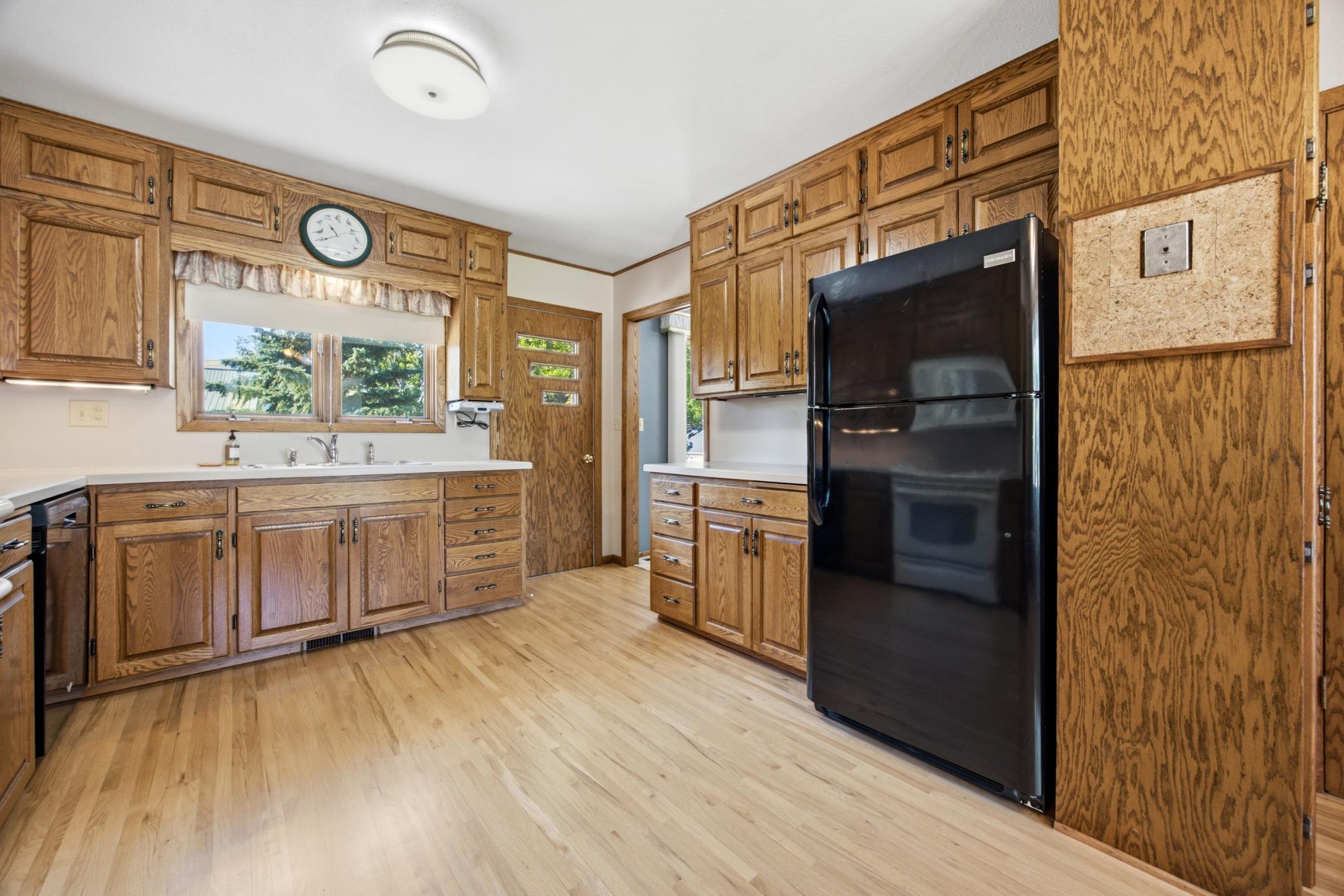 1032 2nd N Street, Casselton ND 58012 - Photo 7 of 36