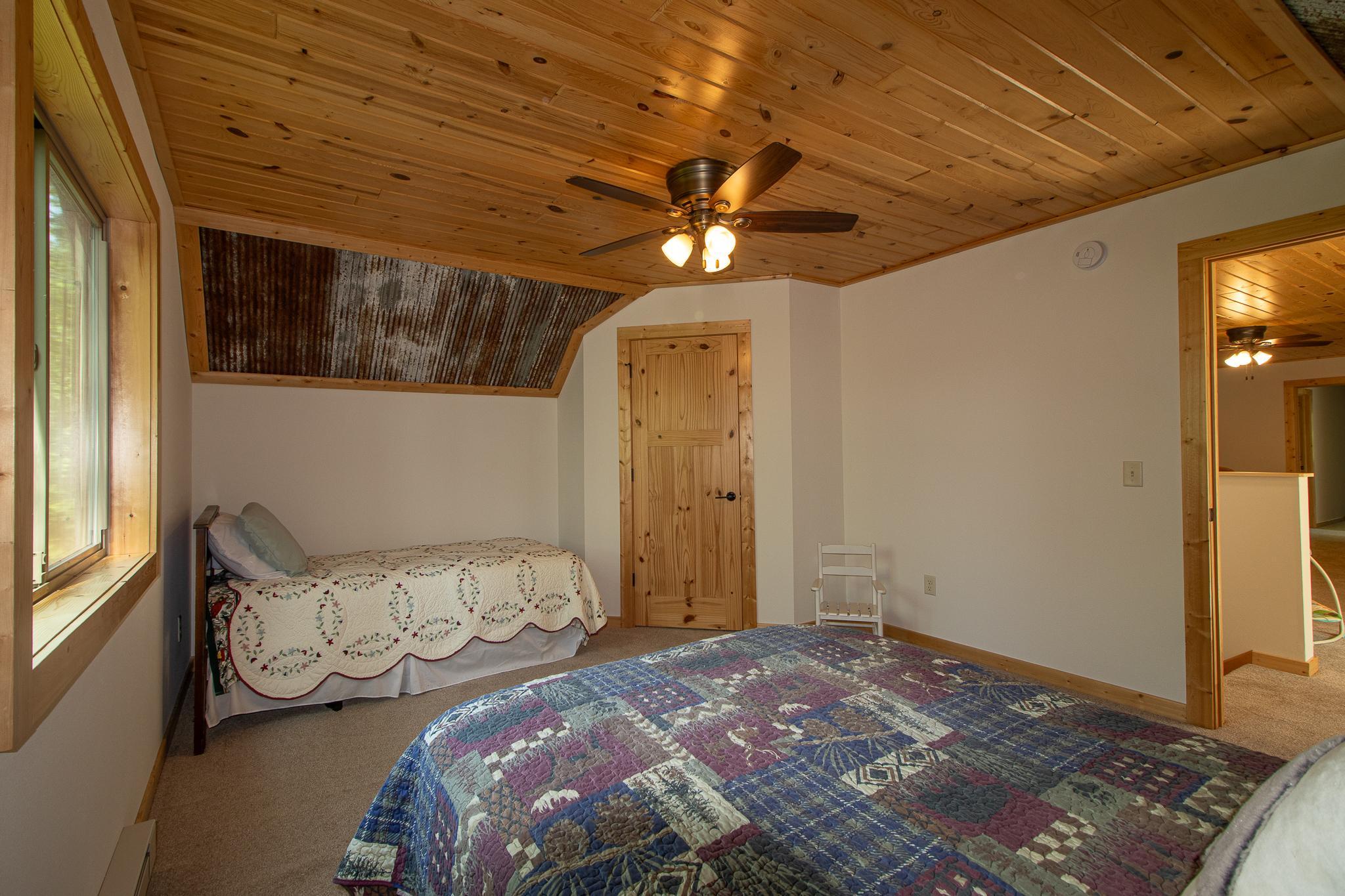 2019 single family home for sale at 22281 Shadow Point Road in Emily, MN — 5 bed, 2 bath (photo 22 of 47)
