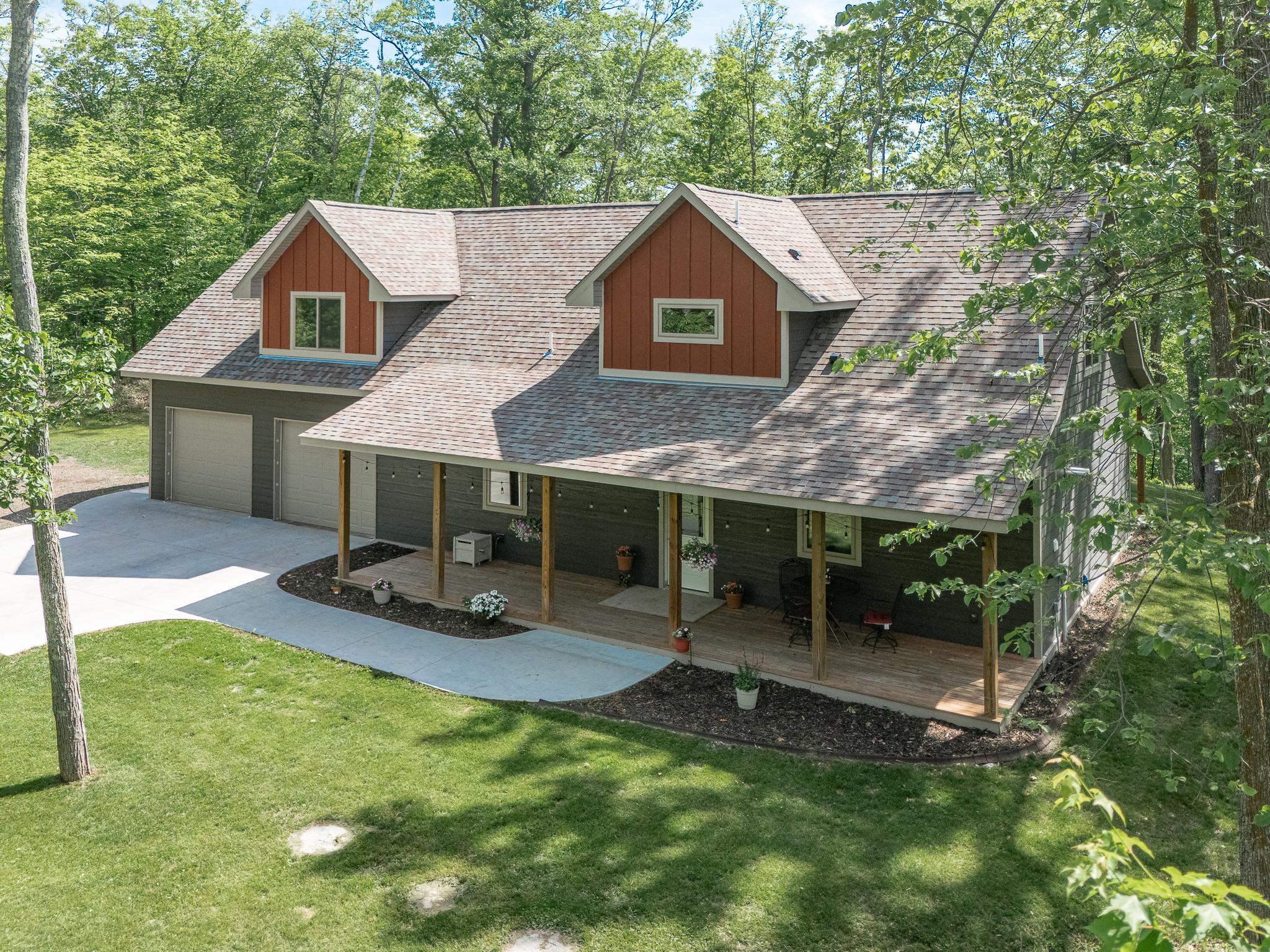 2019 single family home for sale at 22281 Shadow Point Road in Emily, MN — 5 bed, 2 bath (photo 29 of 47)