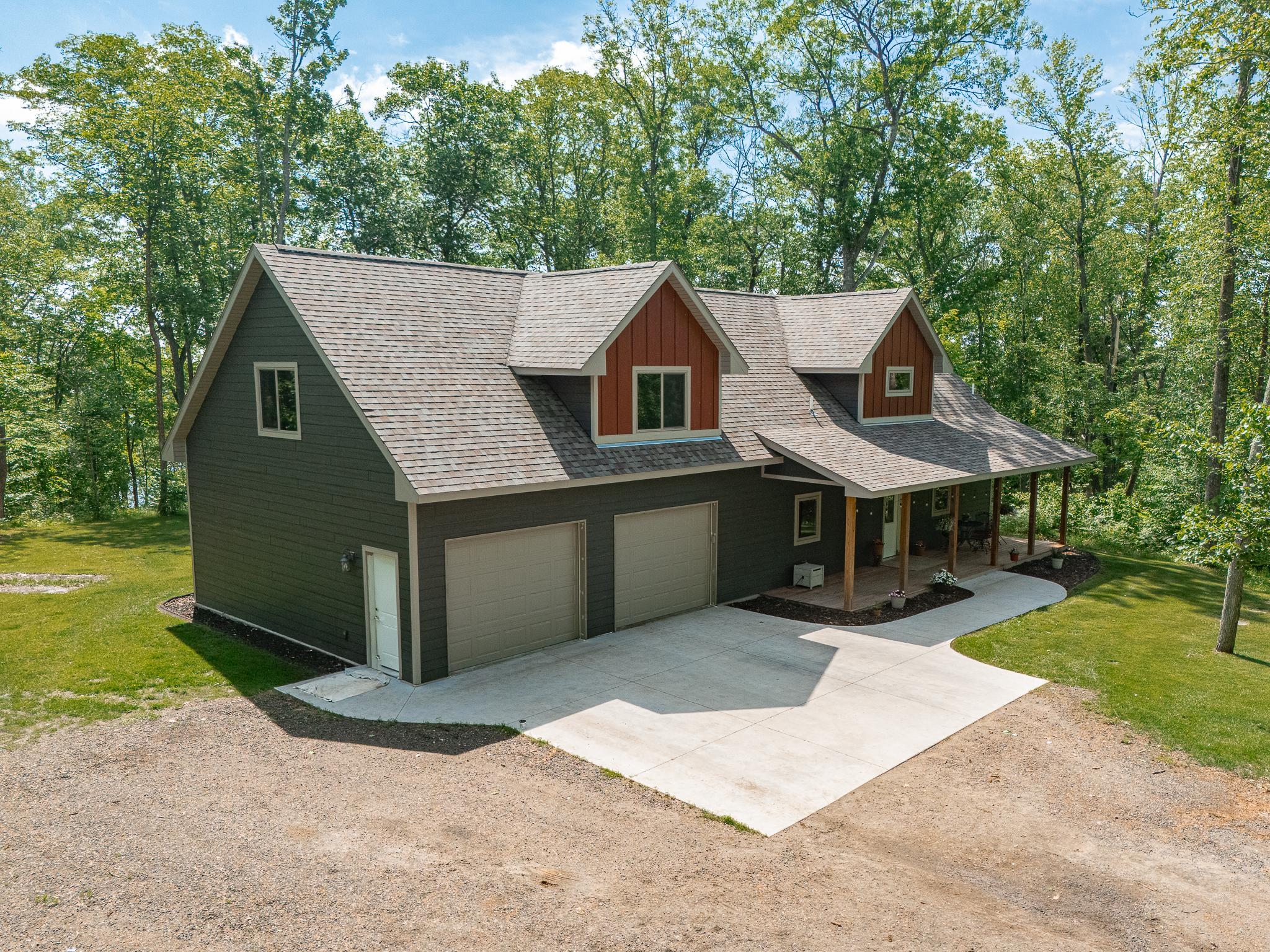 2019 single family home for sale at 22281 Shadow Point Road in Emily, MN — 5 bed, 2 bath (photo 30 of 47)