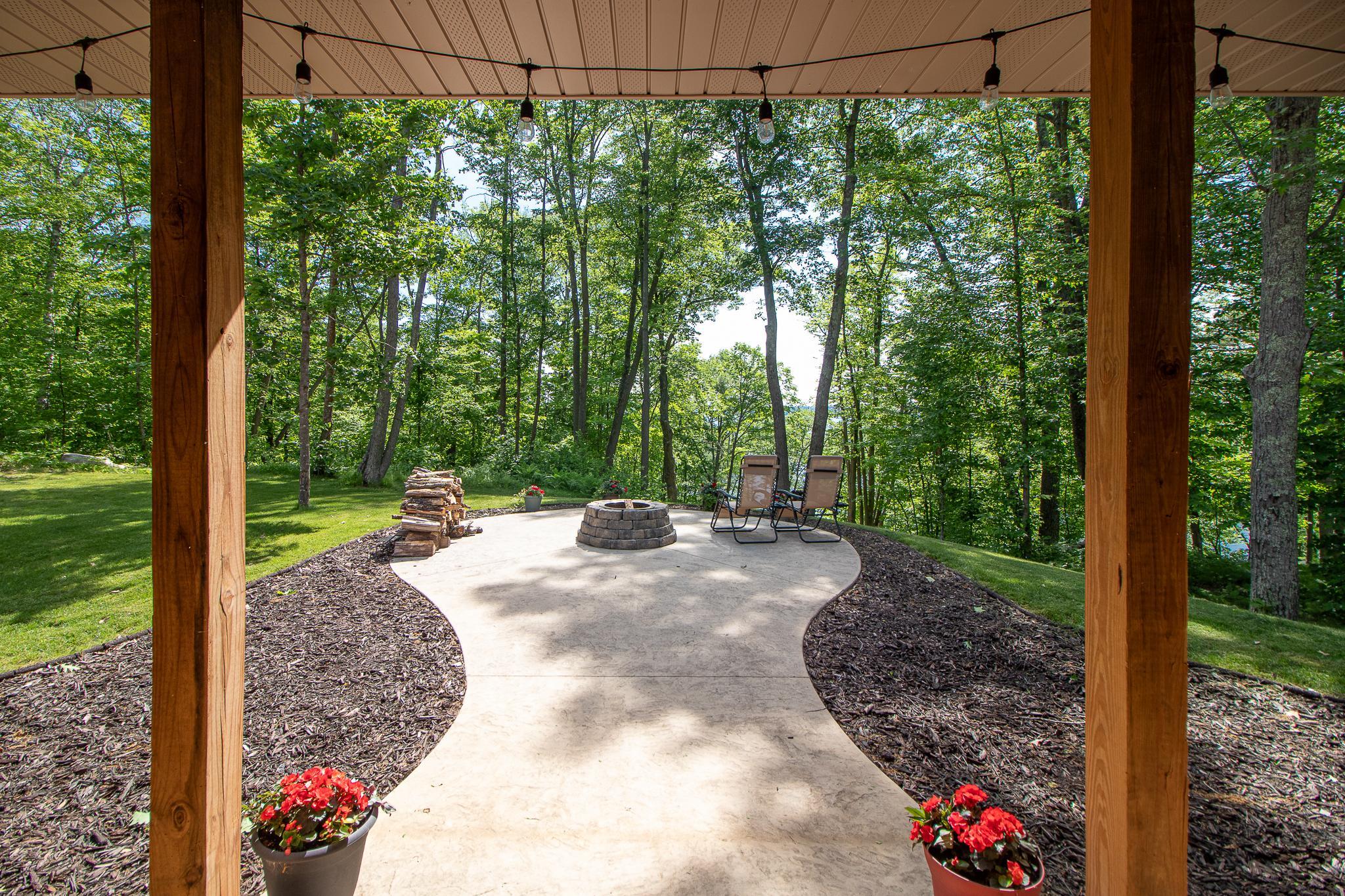 2019 single family home for sale at 22281 Shadow Point Road in Emily, MN — 5 bed, 2 bath (photo 35 of 47)