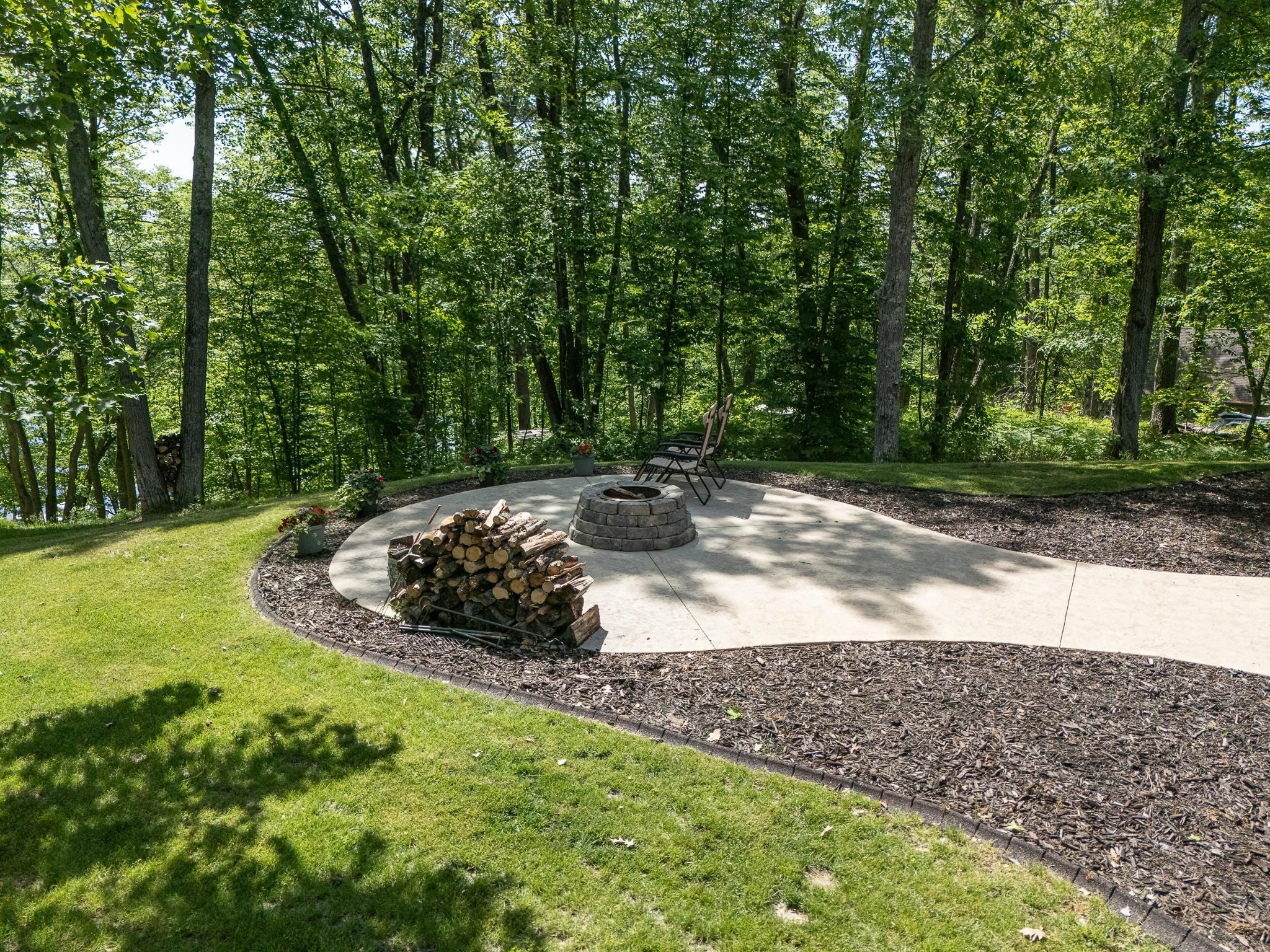 2019 single family home for sale at 22281 Shadow Point Road in Emily, MN — 5 bed, 2 bath (photo 36 of 47)