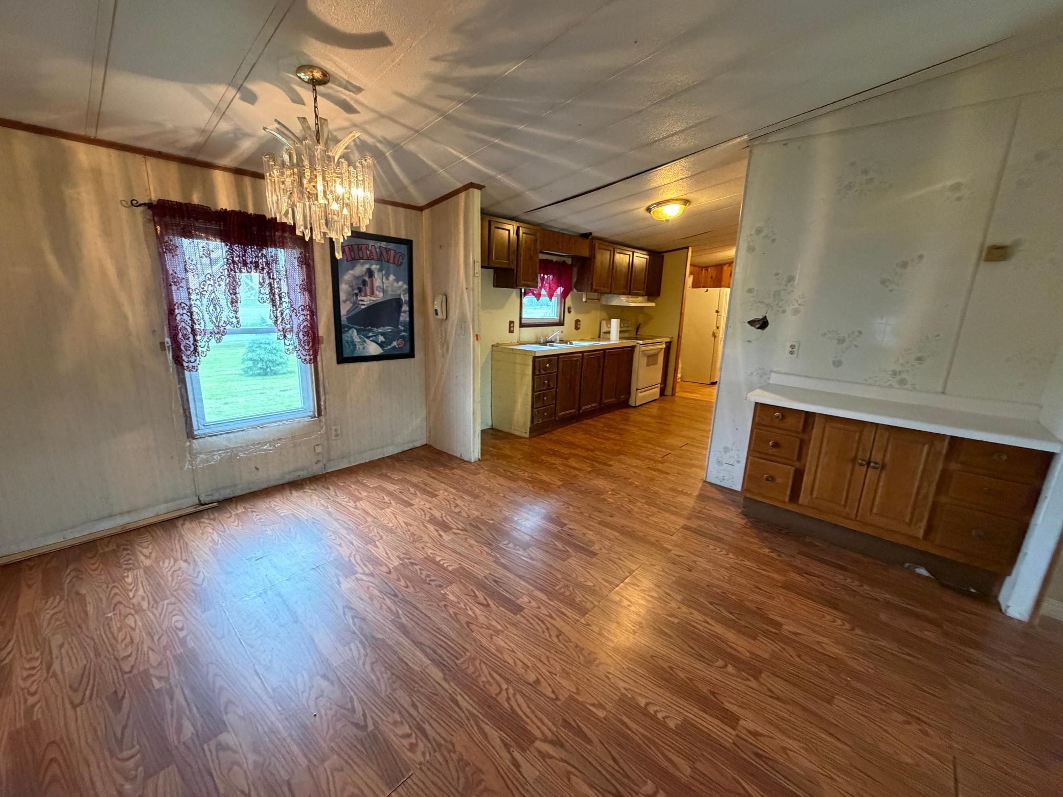 205 4th Avenue SW, Roseau MN 56751 - Photo 7 of 14