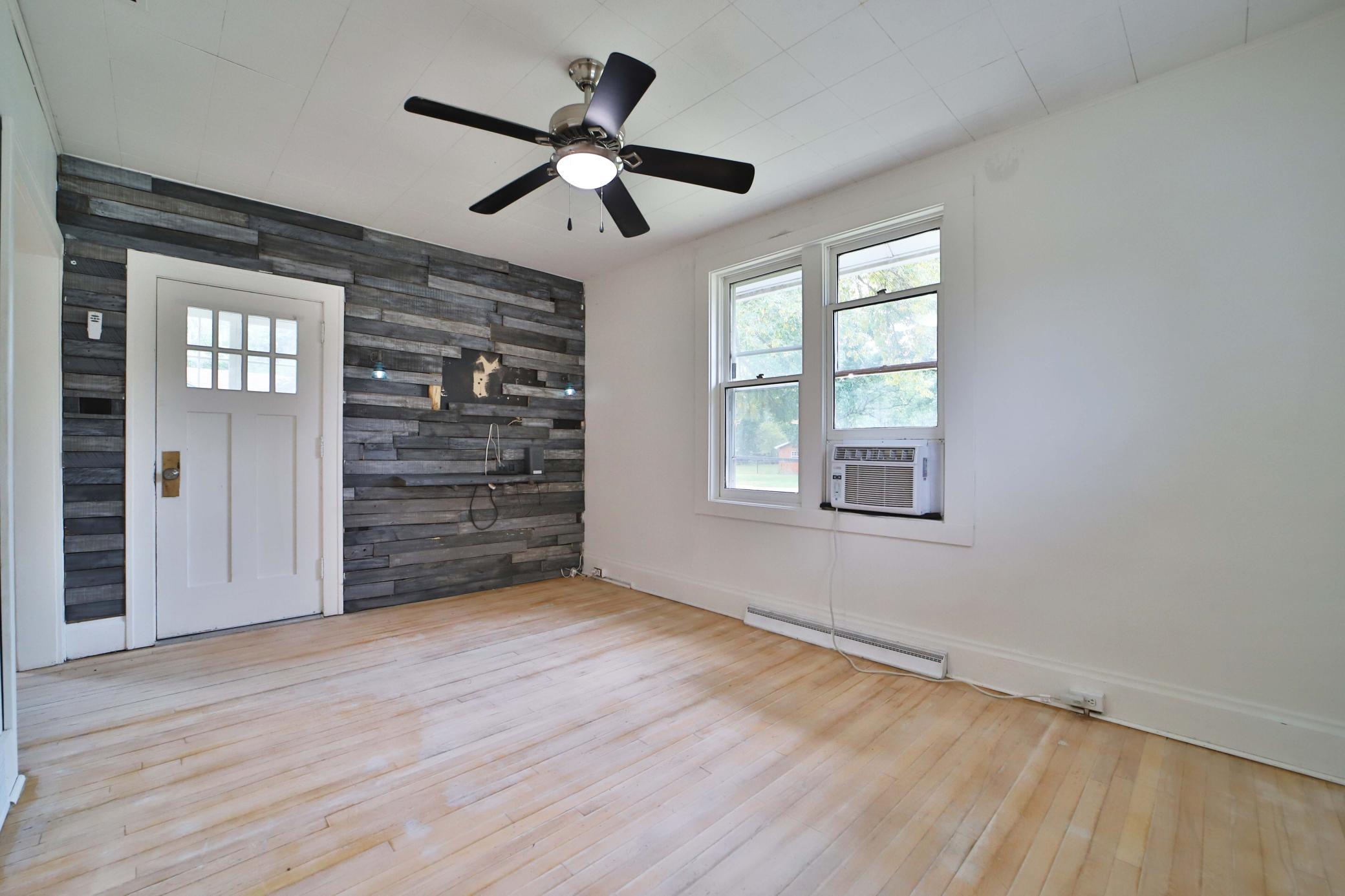 415 1st Street SW, Crosby MN 56441 - Photo 8 of 47