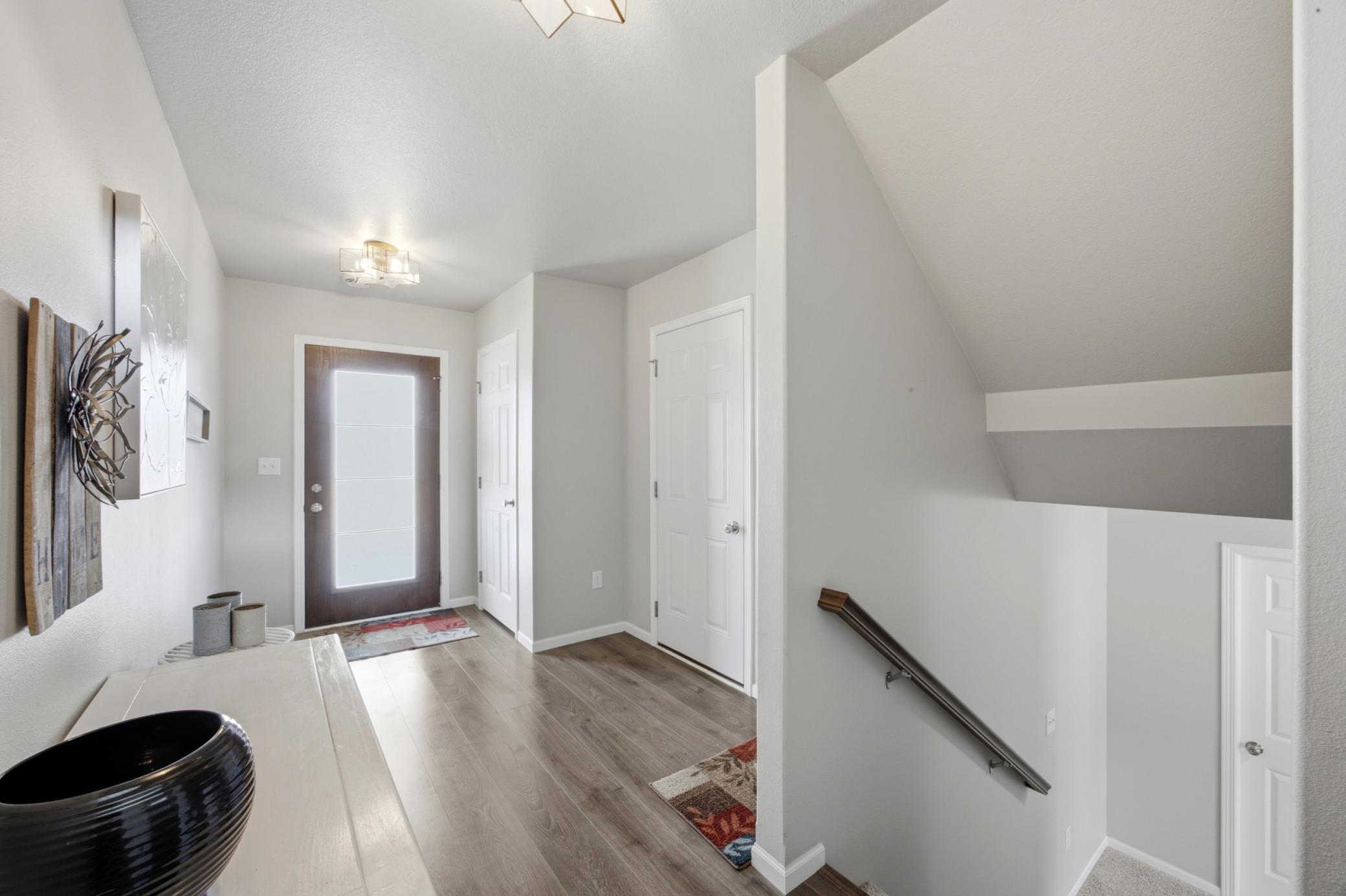 1566 66th S Avenue, Fargo ND 58104 - Photo 4 of 36