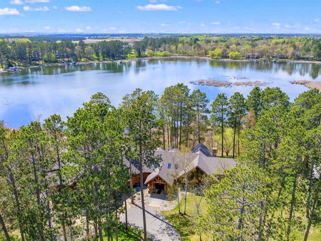 2007 single family home for sale at 1009 Bear Path Drive in Park Rapids, MN — 5 bed, 5 bath (photo 14 of 77)
