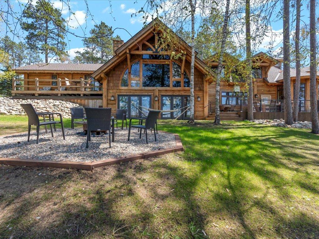 2007 single family home for sale at 1009 Bear Path Drive in Park Rapids, MN — 5 bed, 5 bath (photo 3 of 77)