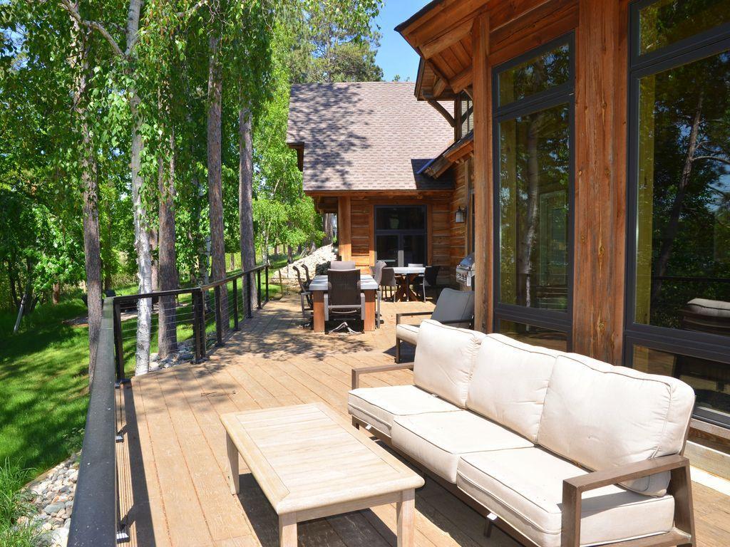 2007 single family home for sale at 1009 Bear Path Drive in Park Rapids, MN — 5 bed, 5 bath (photo 6 of 77)
