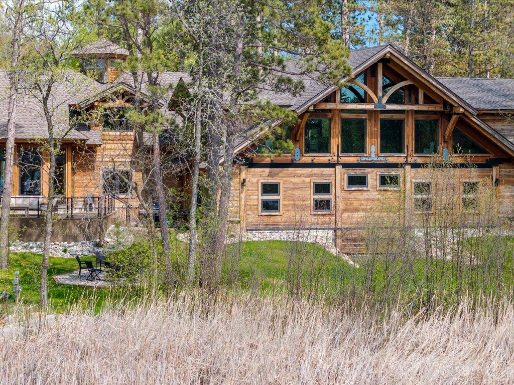 2007 single family home for sale at 1009 Bear Path Drive in Park Rapids, MN — 5 bed, 5 bath (photo 8 of 77)