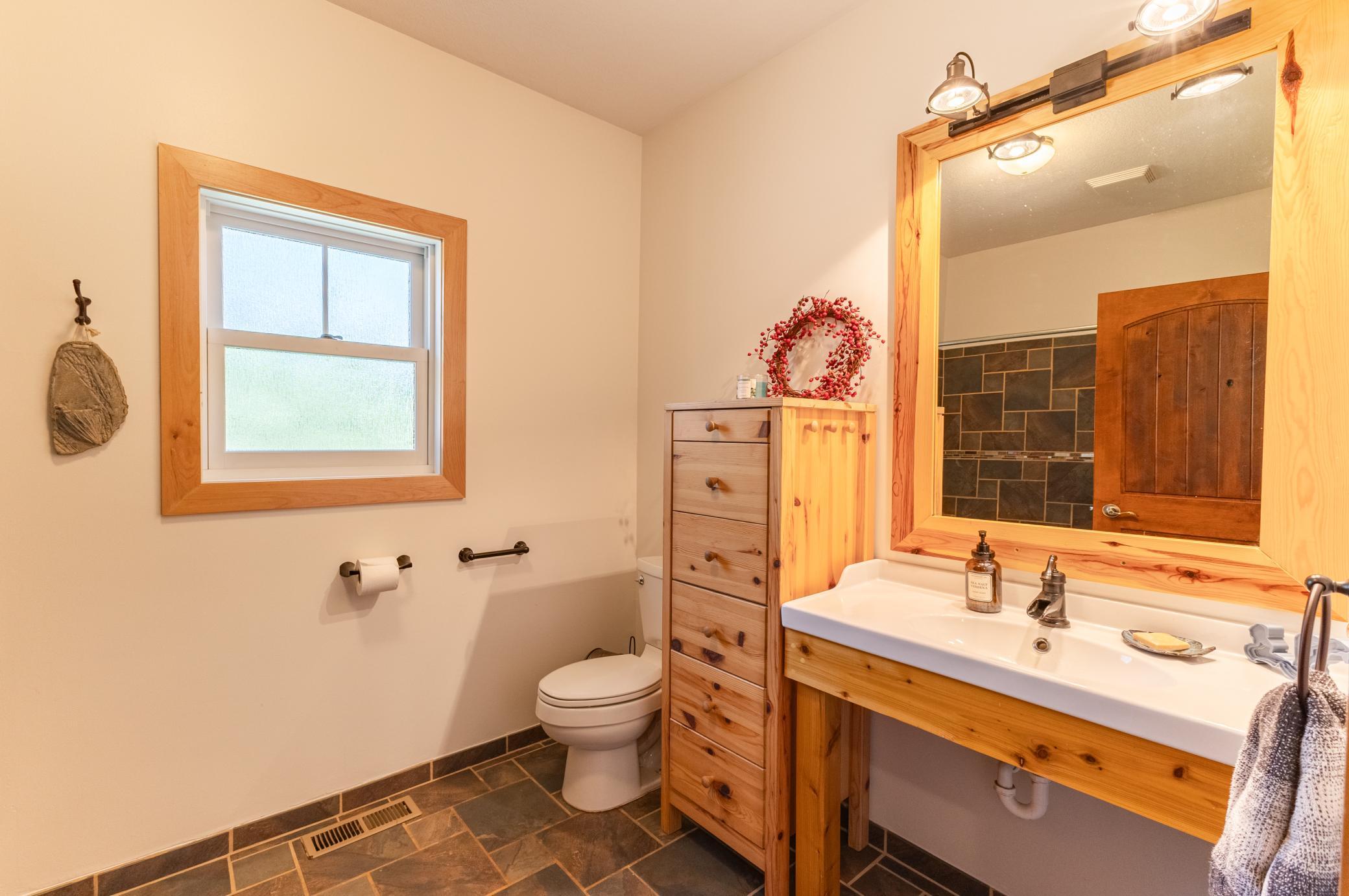2013 single family home for sale at 15169 Cranberry Drive in Park Rapids, MN — 3 bed, 3 bath (photo 38 of 124)