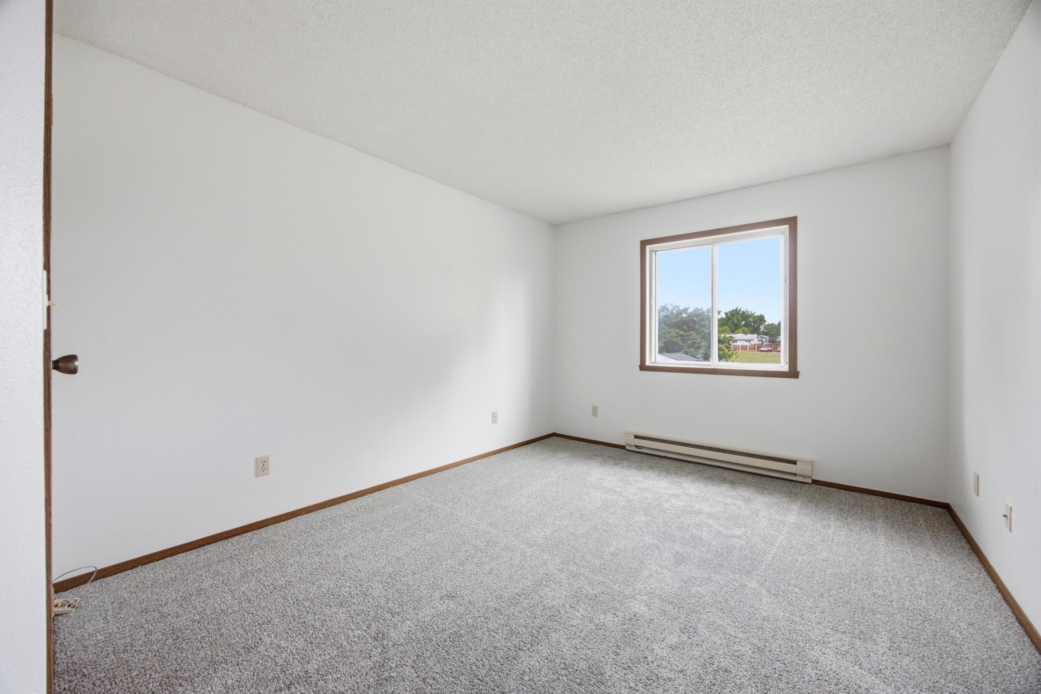 748 14th W Avenue, West Fargo ND 58078 - Photo 13 of 27