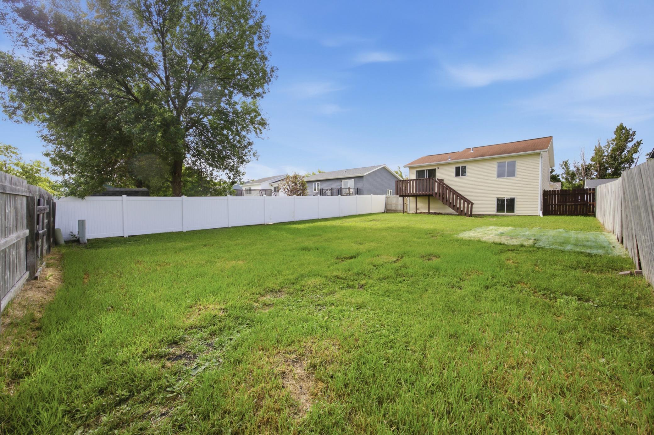 748 14th W Avenue, West Fargo ND 58078 - Photo 24 of 27