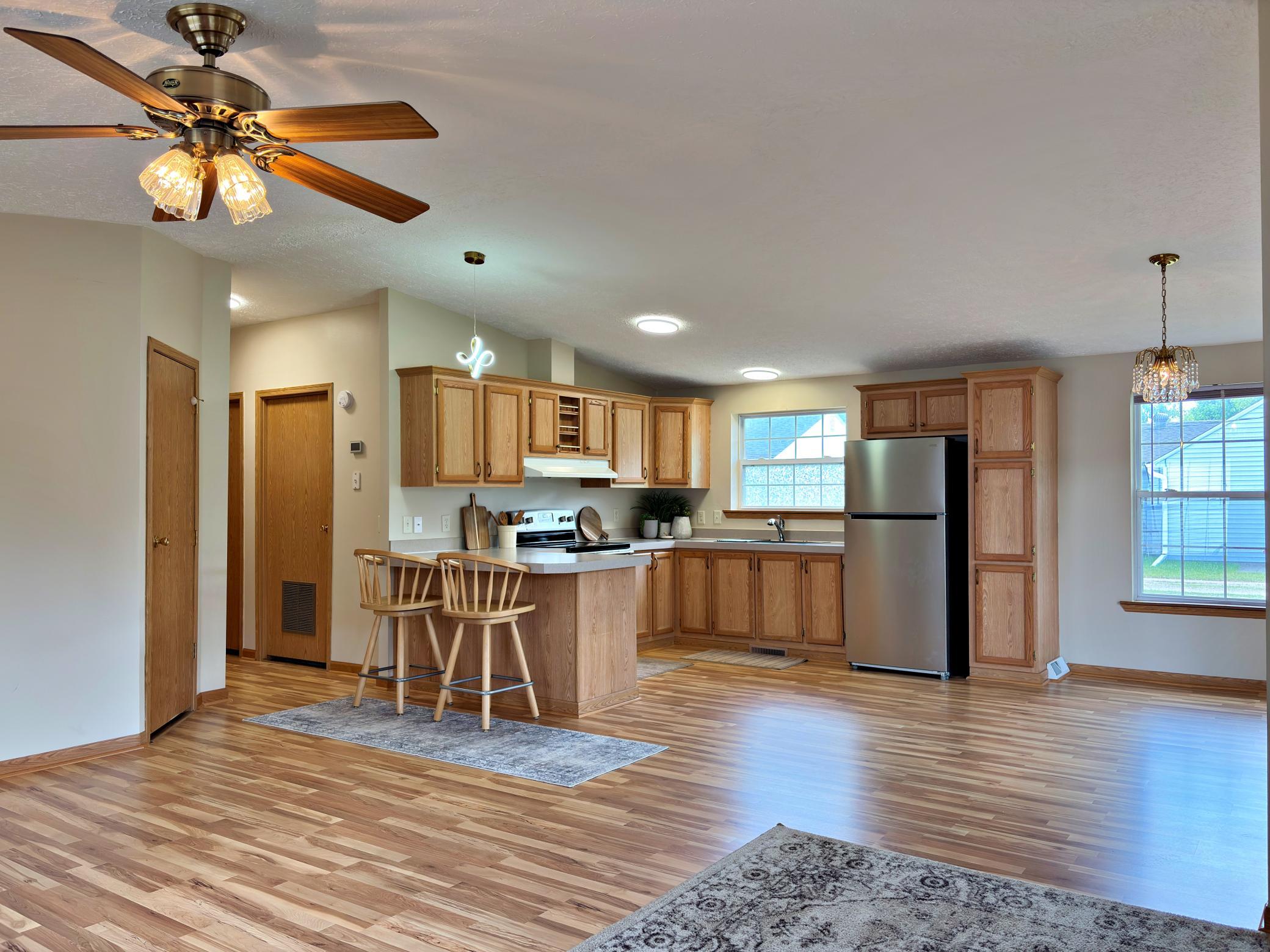 302 Central Avenue S, Park Rapids MN 56470 - Photo 3 of 28
