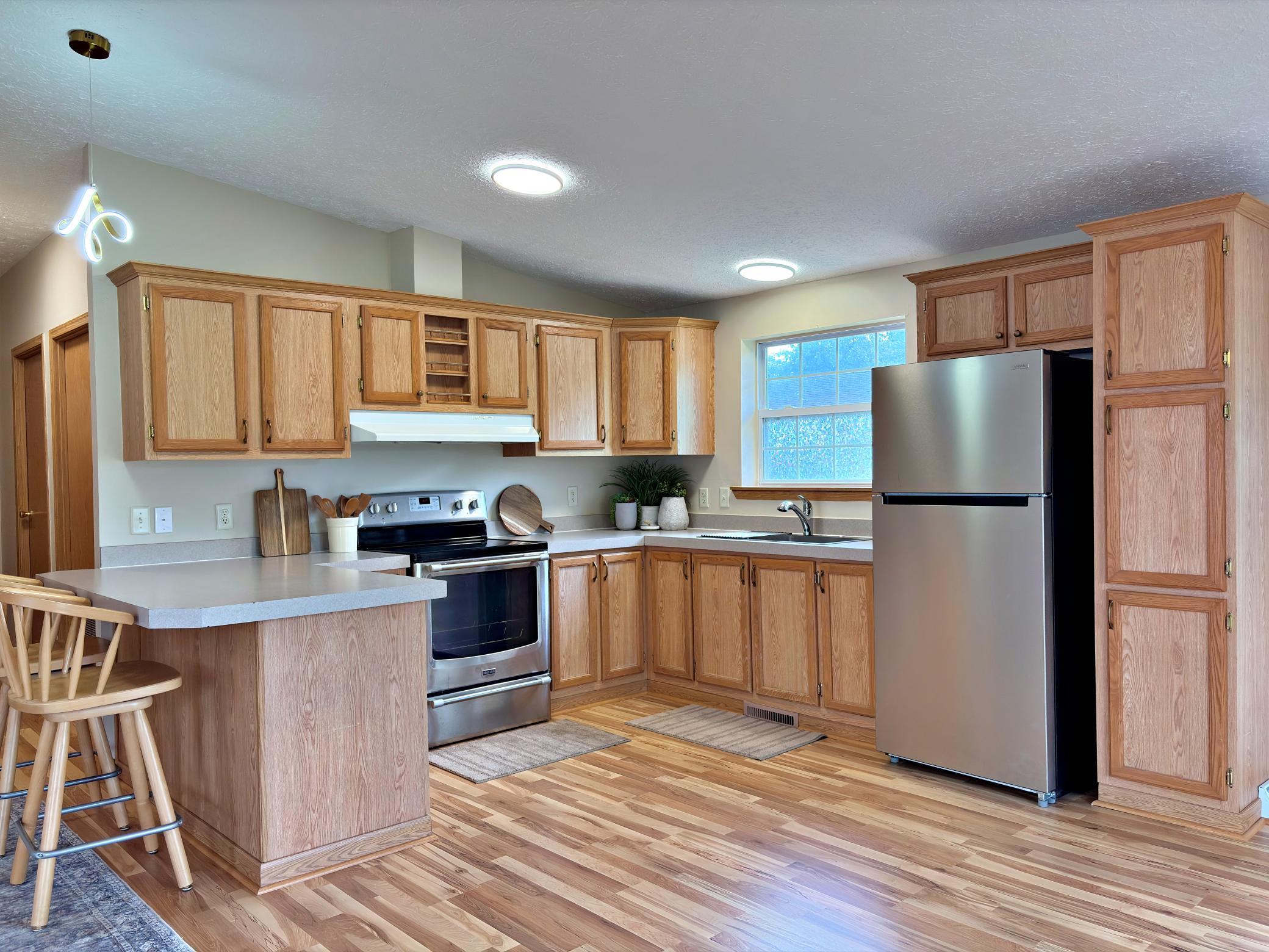 302 Central Avenue S, Park Rapids MN 56470 - Photo 4 of 28