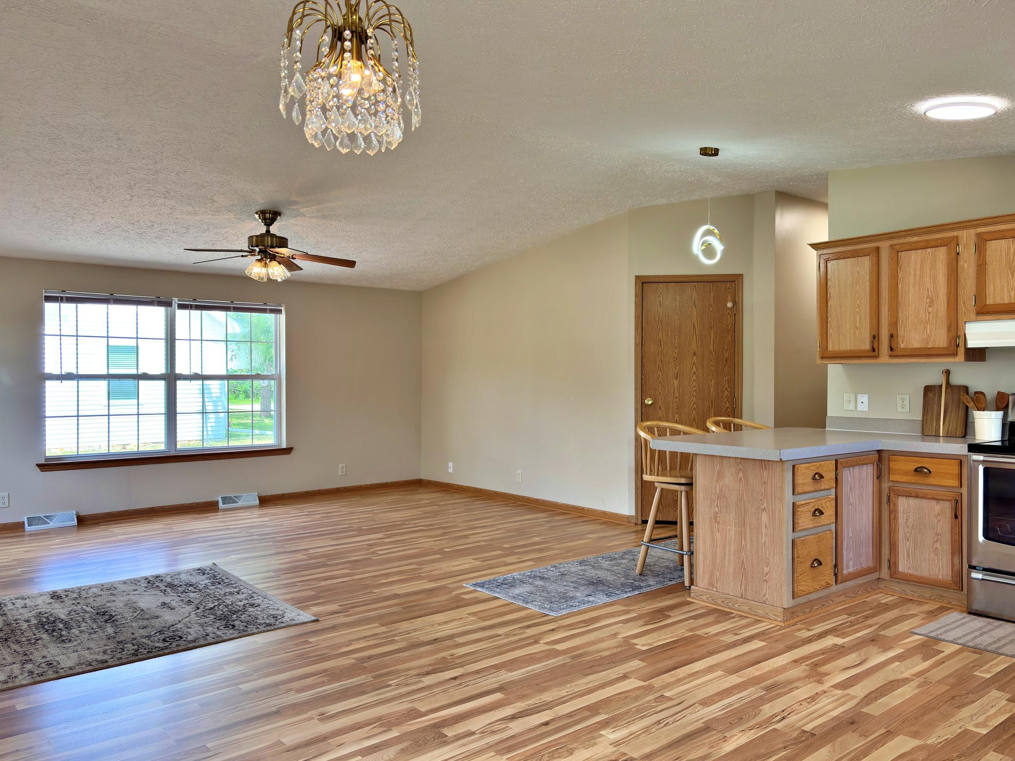 302 Central Avenue S, Park Rapids MN 56470 - Photo 8 of 28