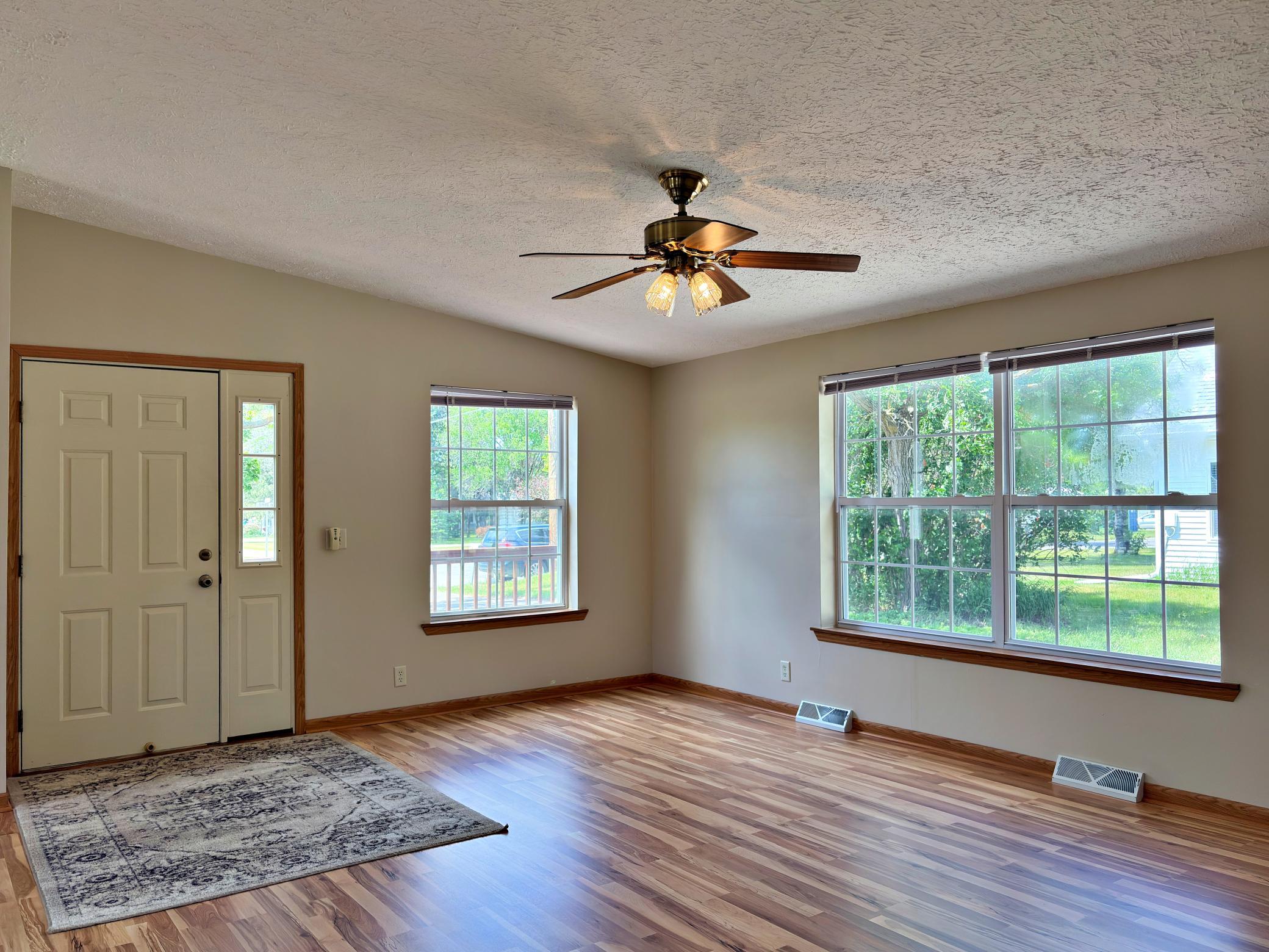 302 Central Avenue S, Park Rapids MN 56470 - Photo 10 of 28