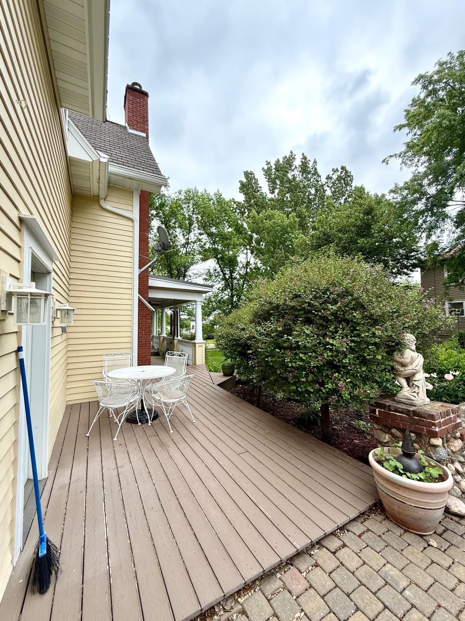 702 Ash Street, Lisbon ND 58054 - Photo 8 of 9