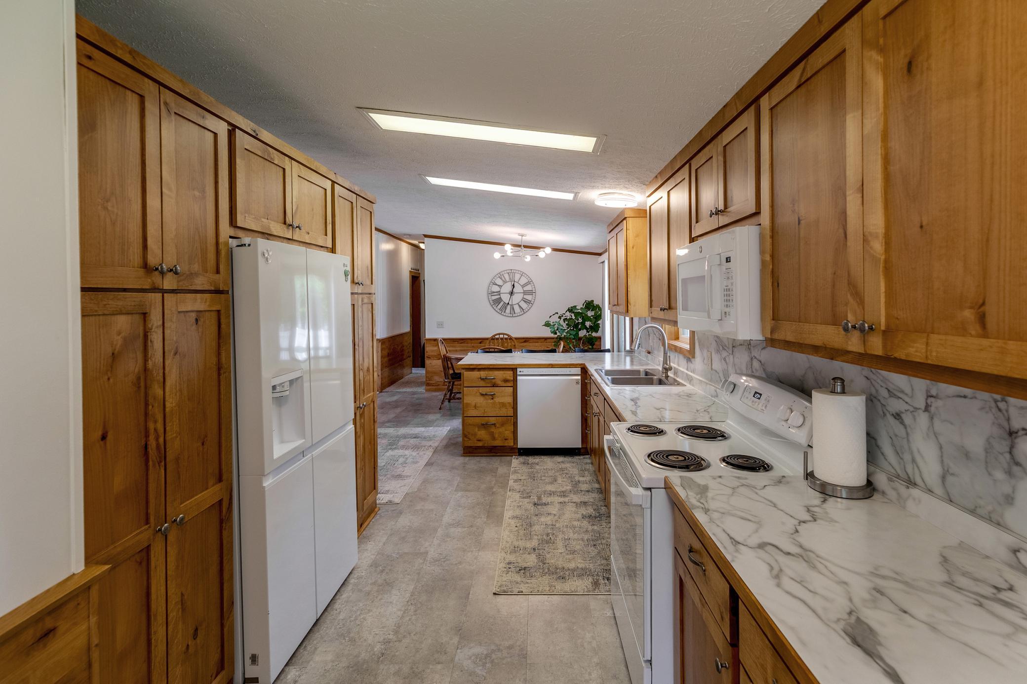 2003 single family home for sale at 42718 303rd Place in Palisade, MN — 3 bed, 2 bath (photo 12 of 43)