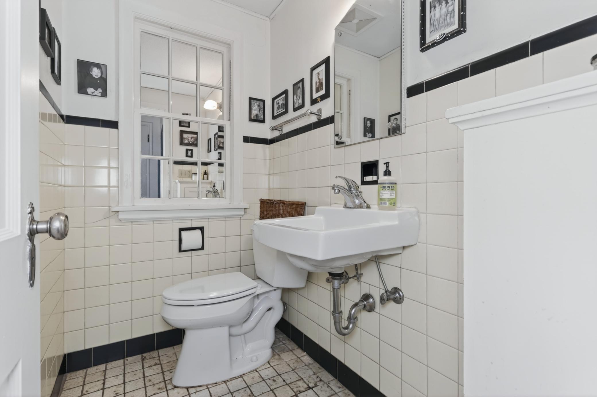 1939 single family home for sale at 1029 NW 1st Avenue in Grand Rapids, MN — 4 bed, 3 bath (photo 17 of 46)