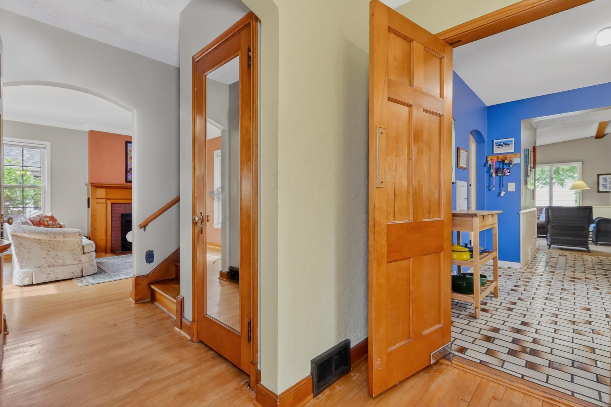 1939 single family home for sale at 1029 NW 1st Avenue in Grand Rapids, MN — 4 bed, 3 bath (photo 19 of 46)