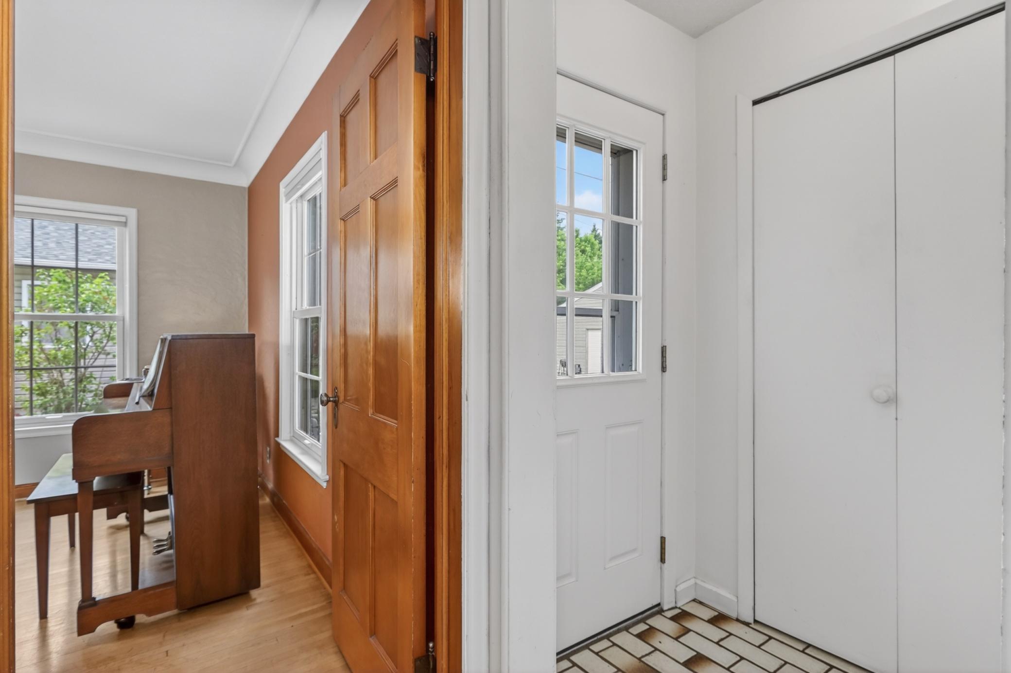 1939 single family home for sale at 1029 NW 1st Avenue in Grand Rapids, MN — 4 bed, 3 bath (photo 23 of 46)