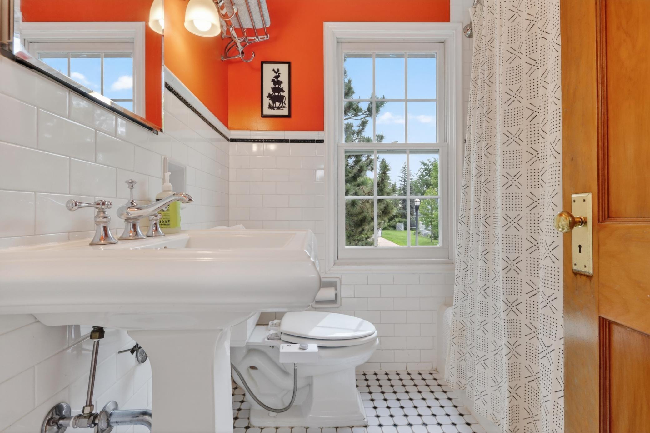 1939 single family home for sale at 1029 NW 1st Avenue in Grand Rapids, MN — 4 bed, 3 bath (photo 31 of 46)