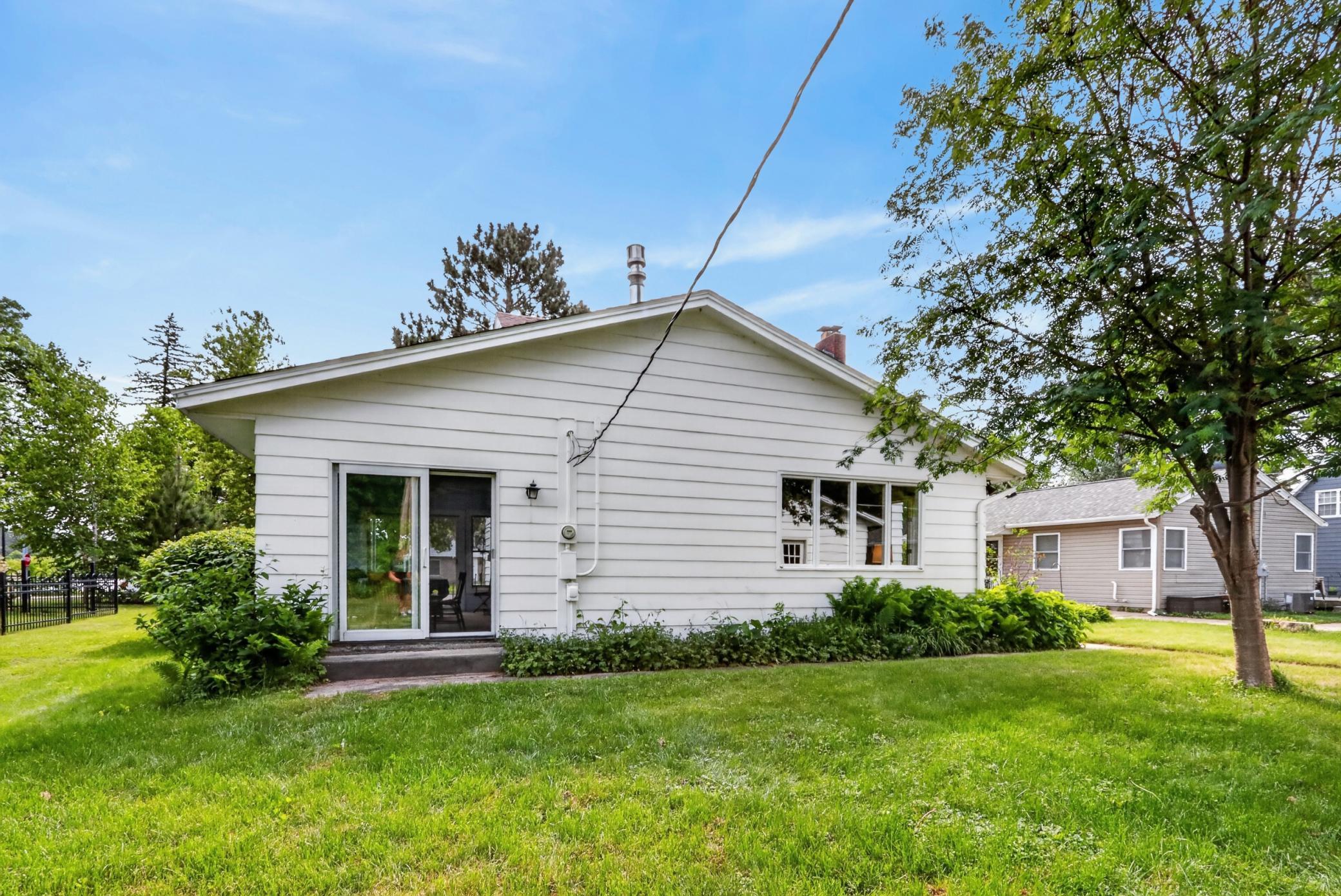 1939 single family home for sale at 1029 NW 1st Avenue in Grand Rapids, MN — 4 bed, 3 bath (photo 40 of 46)