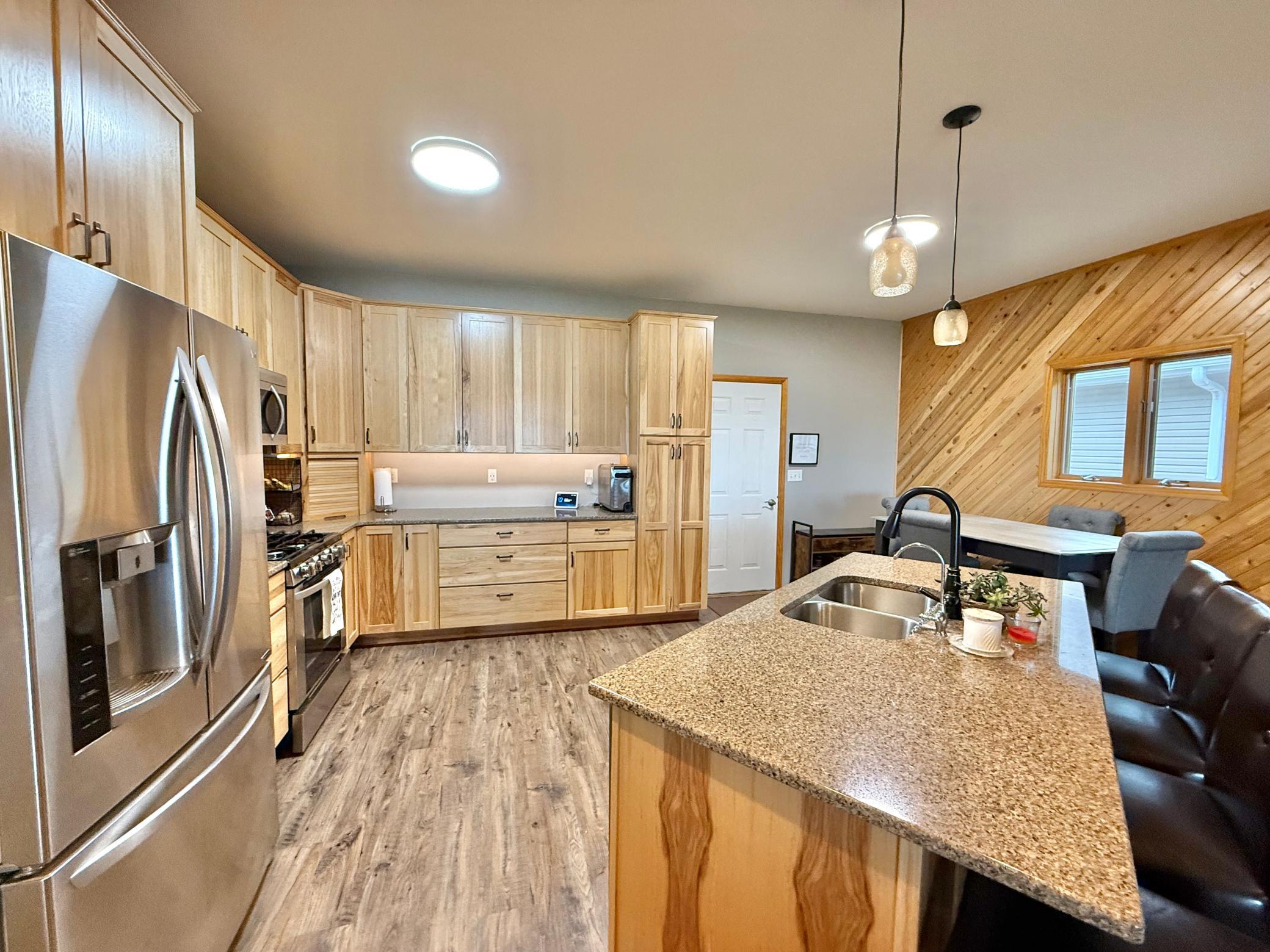 2000 single family home for sale at 32088 E Round Lake Rd in Ponsford, MN — 3 bed, 2 bath (photo 11 of 73)