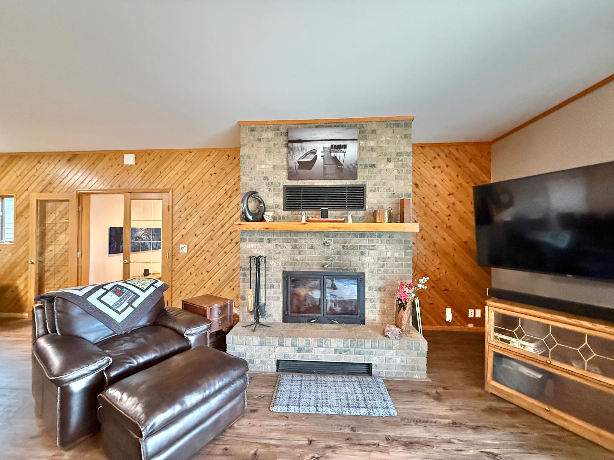 2000 single family home for sale at 32088 E Round Lake Rd in Ponsford, MN — 3 bed, 2 bath (photo 14 of 73)