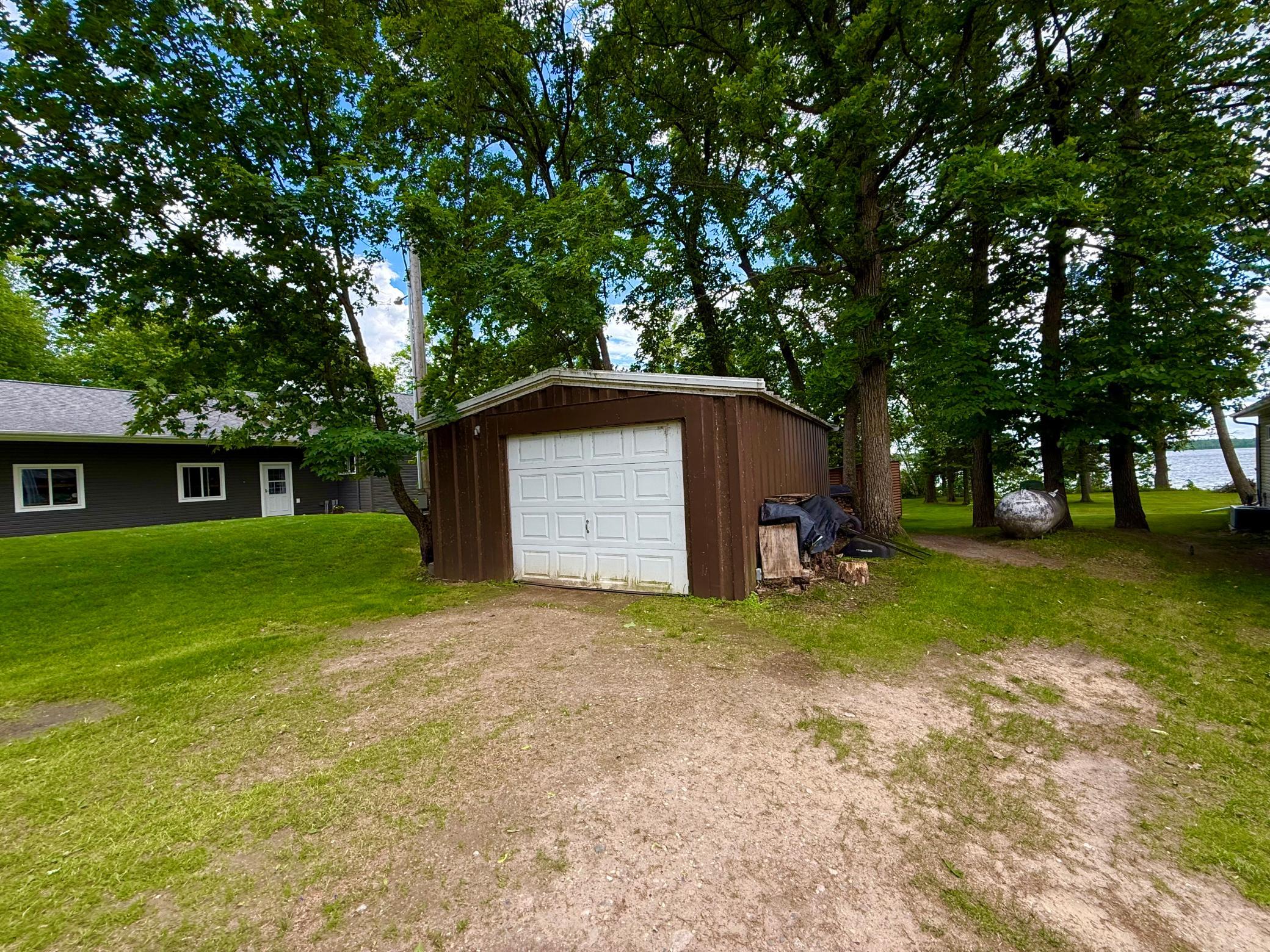 2000 single family home for sale at 32088 E Round Lake Rd in Ponsford, MN — 3 bed, 2 bath (photo 69 of 73)