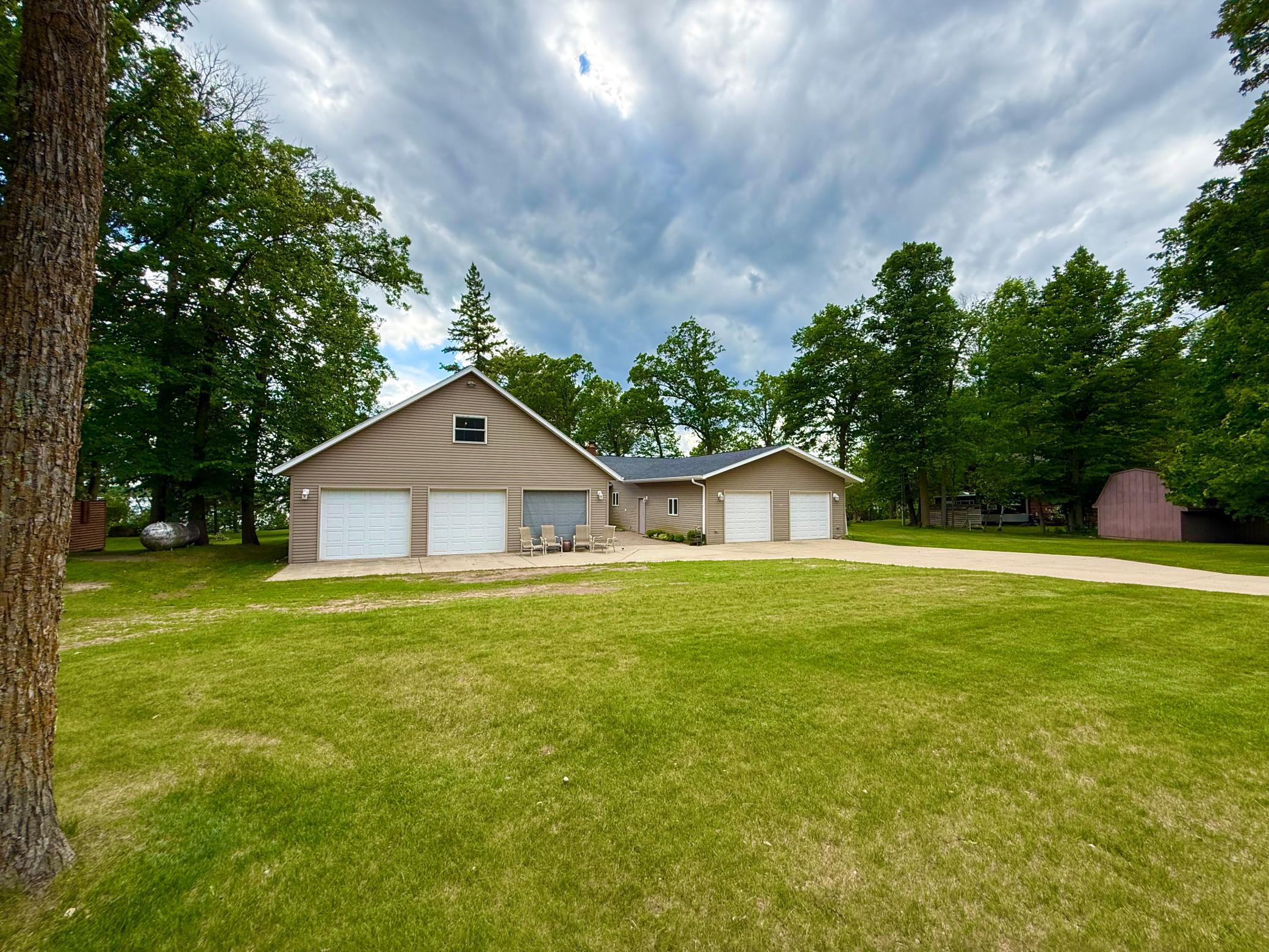 2000 single family home for sale at 32088 E Round Lake Rd in Ponsford, MN — 3 bed, 2 bath (photo 71 of 73)