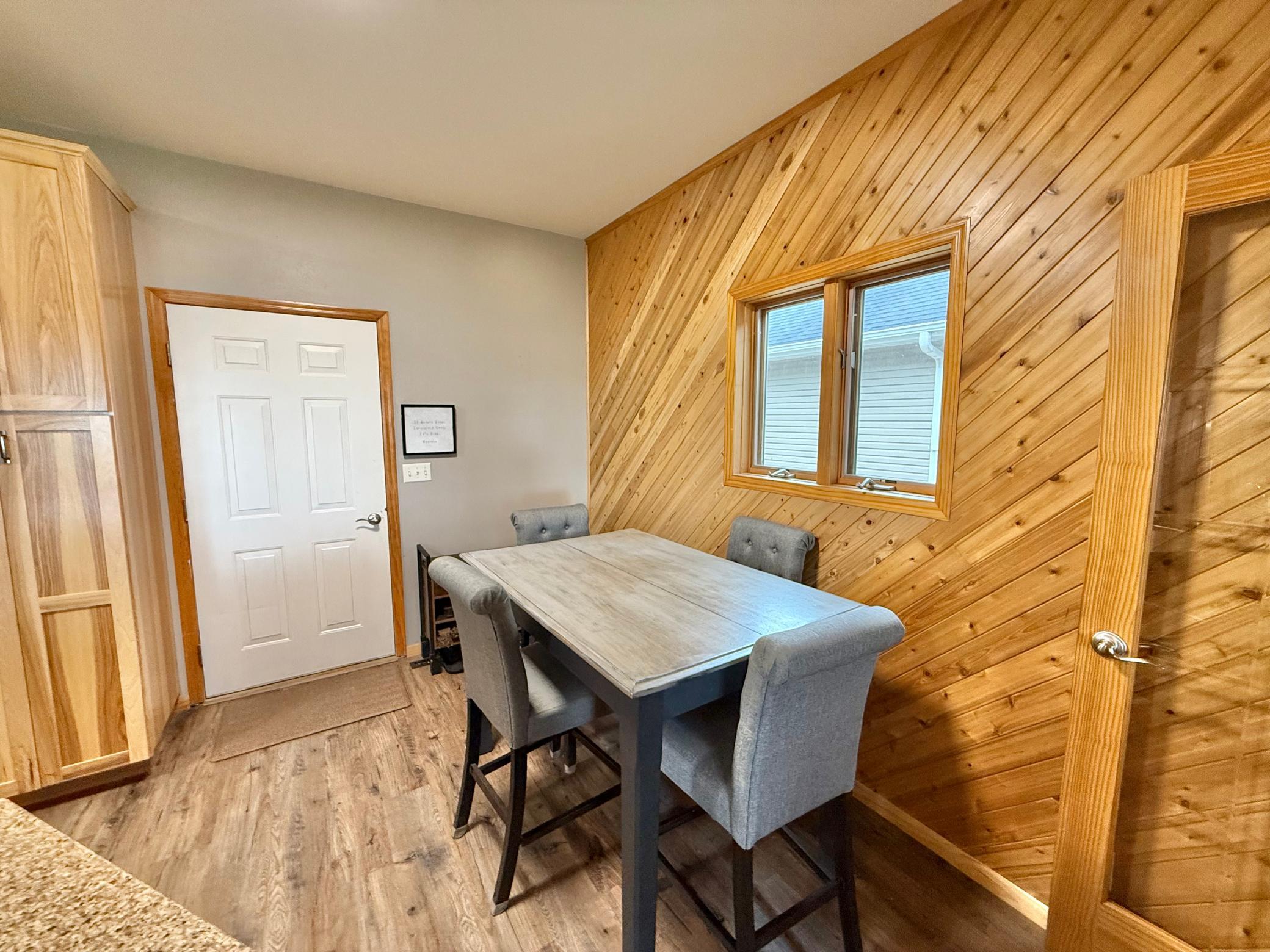 2000 single family home for sale at 32088 E Round Lake Rd in Ponsford, MN — 3 bed, 2 bath (photo 9 of 73)
