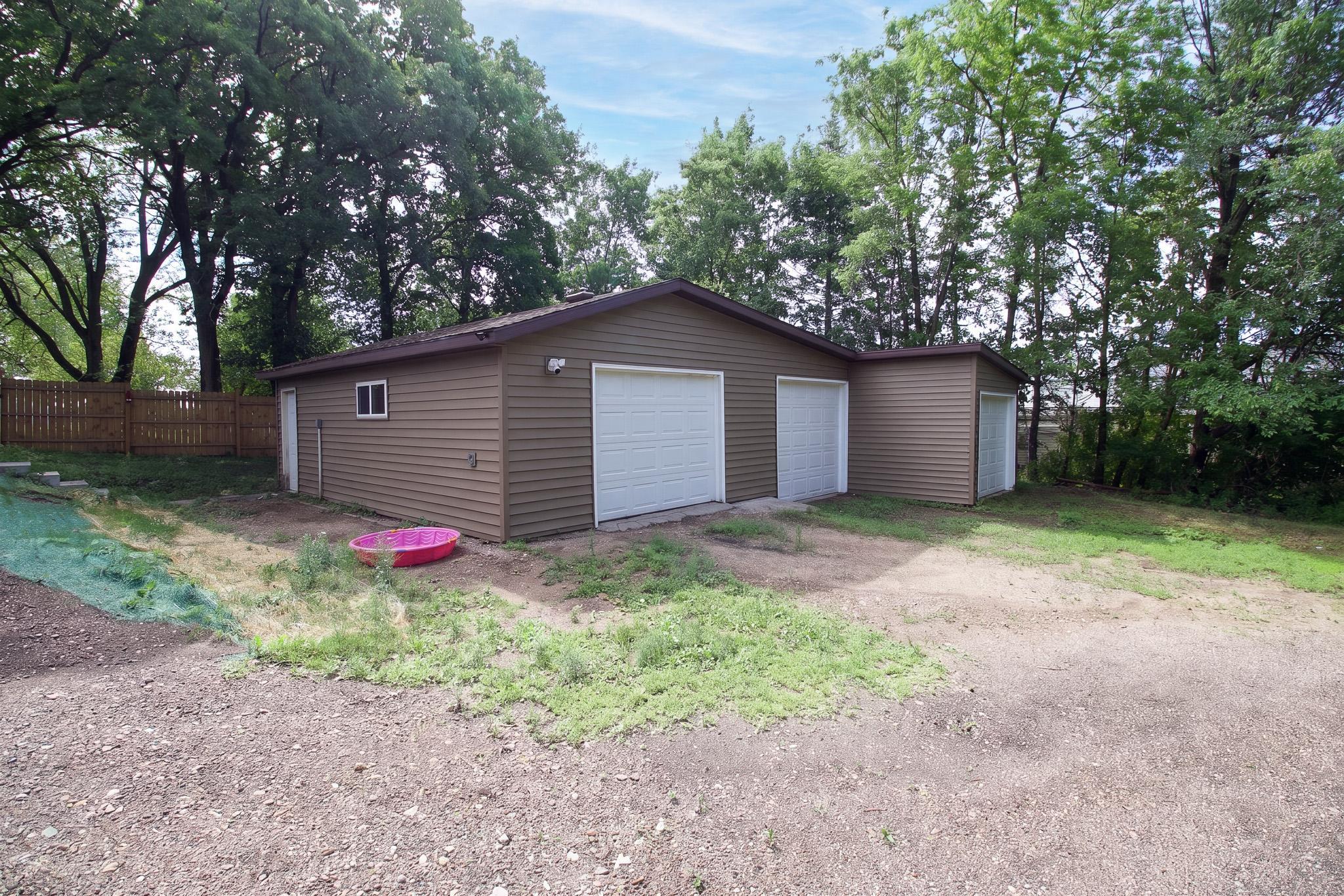 829 Willow W Street, Detroit Lakes MN 56501 - Photo 7 of 31