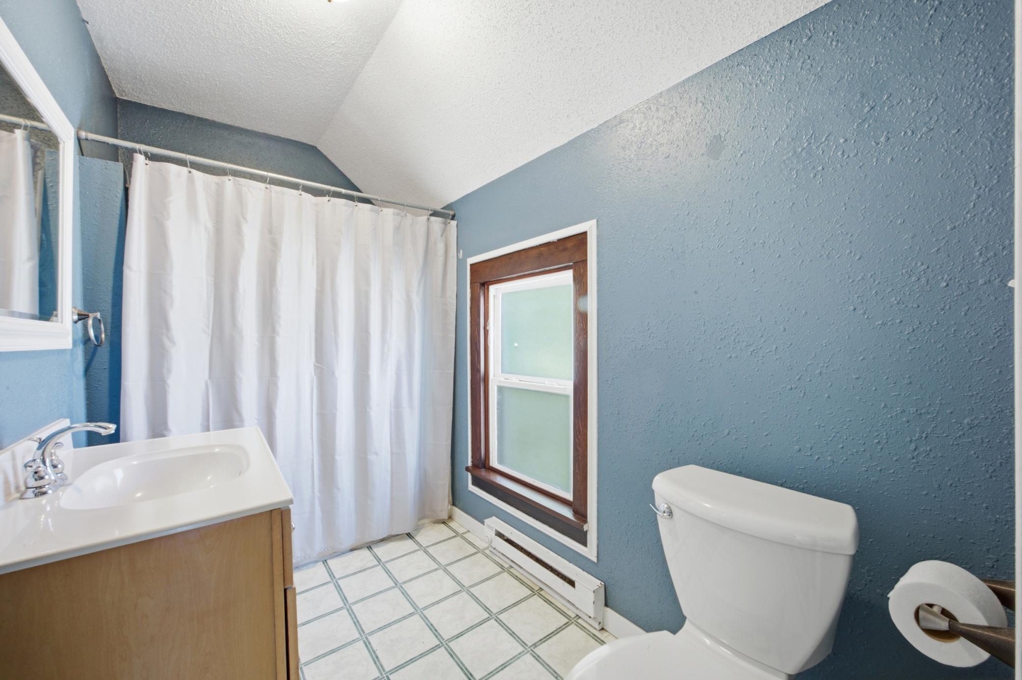 1111 8th Avenue N, Fargo ND 58102 - Photo 18 of 27