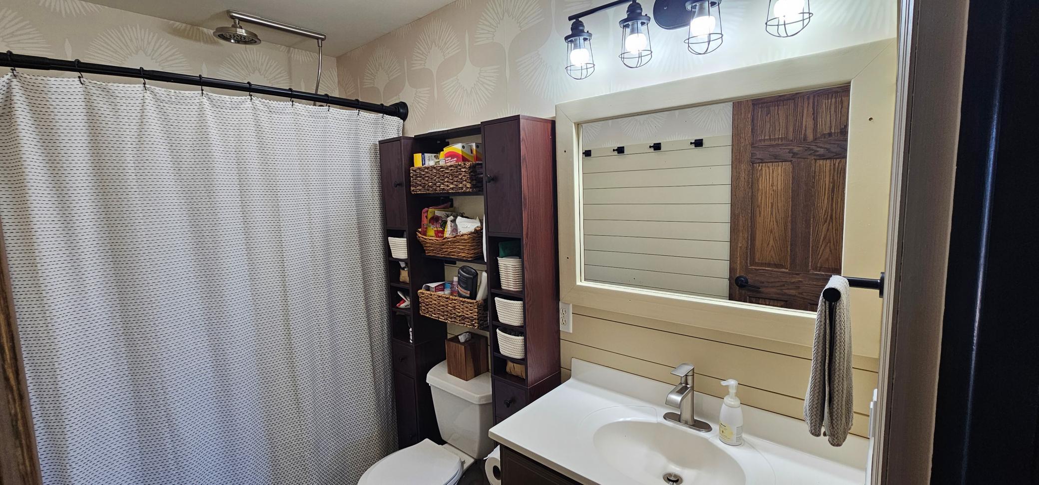 1970 single family home for sale at 1108 Irvine Avenue NW in Bemidji, MN — 3 bed, 2 bath (photo 19 of 52)