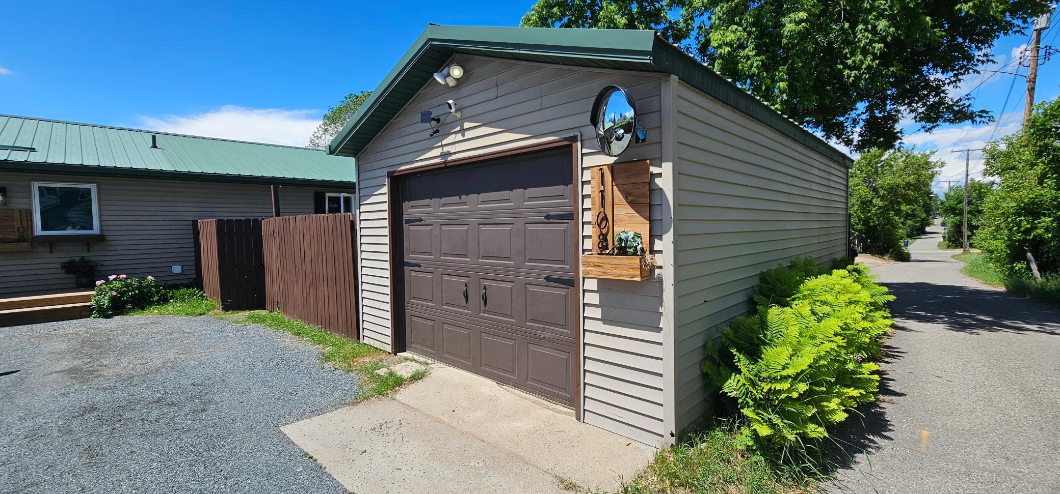 1970 single family home for sale at 1108 Irvine Avenue NW in Bemidji, MN — 3 bed, 2 bath (photo 49 of 52)