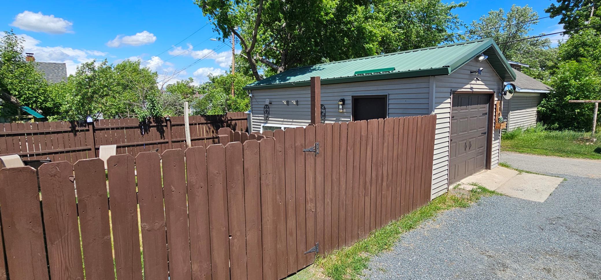 1970 single family home for sale at 1108 Irvine Avenue NW in Bemidji, MN — 3 bed, 2 bath (photo 50 of 52)