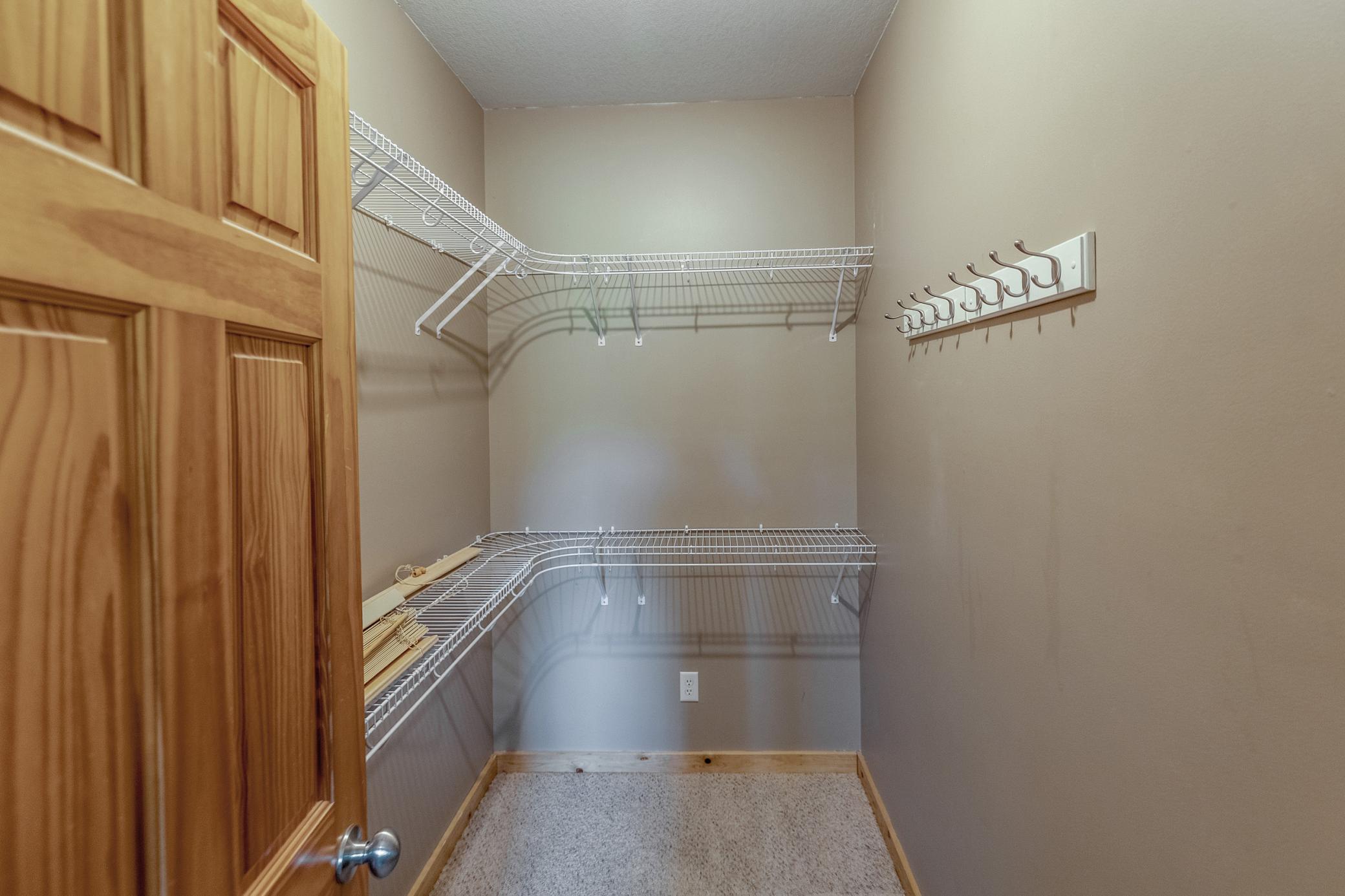 2005 single family home for sale at 5698 Kander Court in Nisswa, MN — 5 bed, 4 bath (photo 24 of 59)