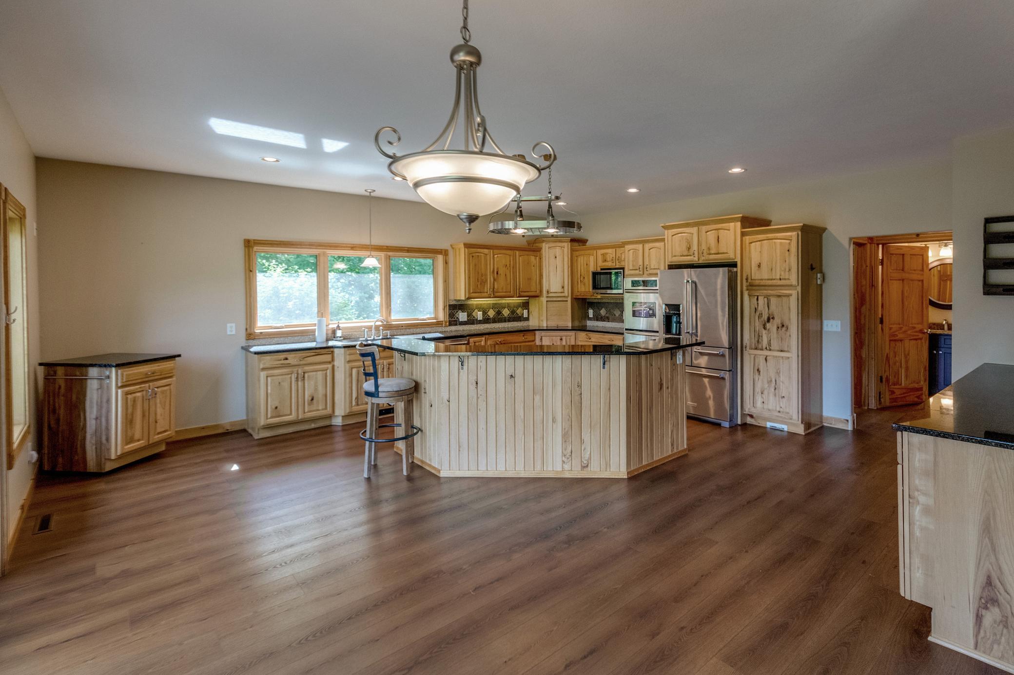2005 single family home for sale at 5698 Kander Court in Nisswa, MN — 5 bed, 4 bath (photo 7 of 59)