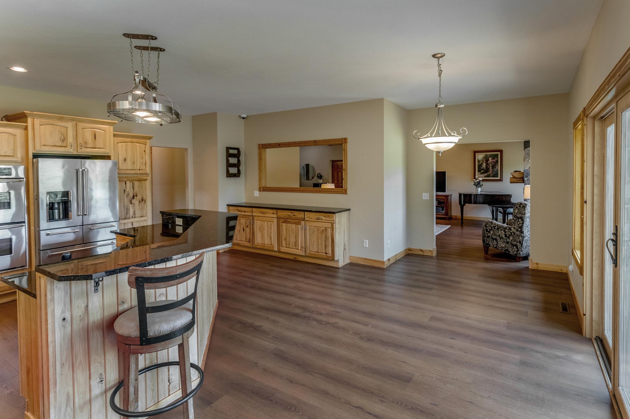 2005 single family home for sale at 5698 Kander Court in Nisswa, MN — 5 bed, 4 bath (photo 10 of 59)