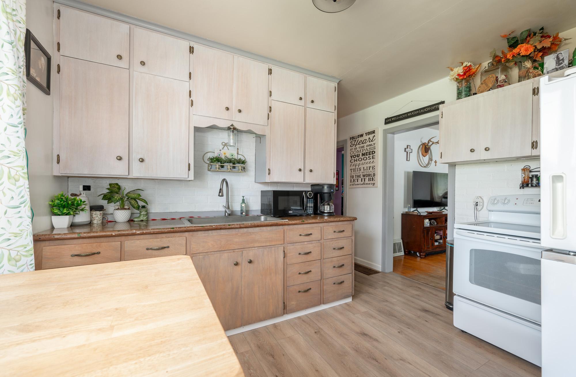 309 8th Avenue, Bovey MN 55709 - Photo 7 of 23